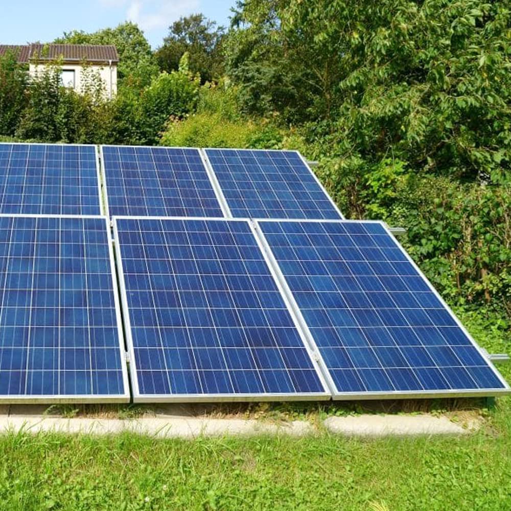 Limpiador de Placas y Paneles Solares Fotovoltaicos 5 Ltr Concentrado | Elimina suciedad, polvo, grasa y restos ambientales para mantener el máximo rendimiento de los paneles. Biodegradable.