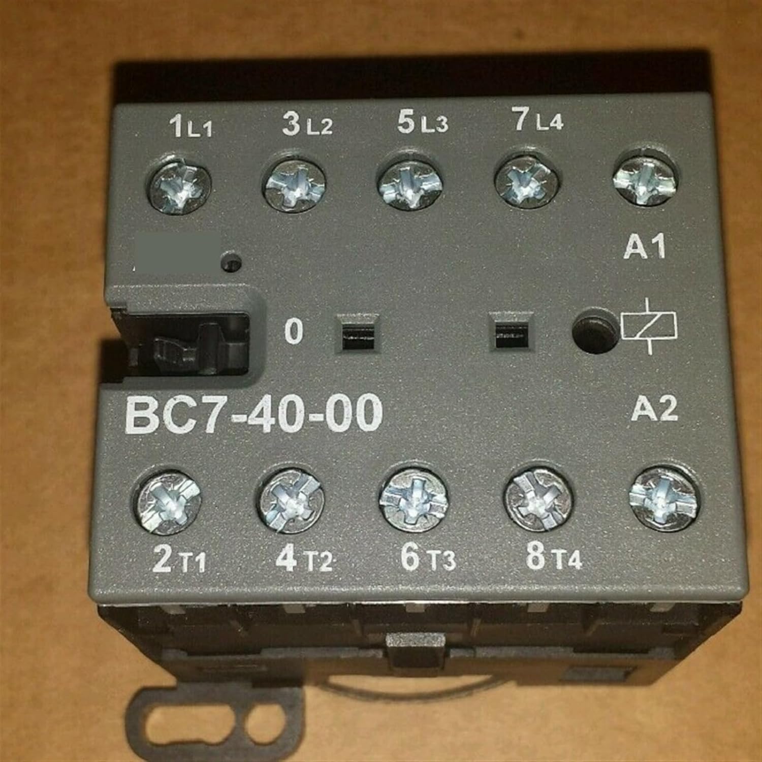 B6, B7, B7D 4-Pole Mini Contactors DC Operated BC6-40-00 BC7-40-00 BC6-22-00 B7D-40-00 1Pcs(BC6-22 220...240V)