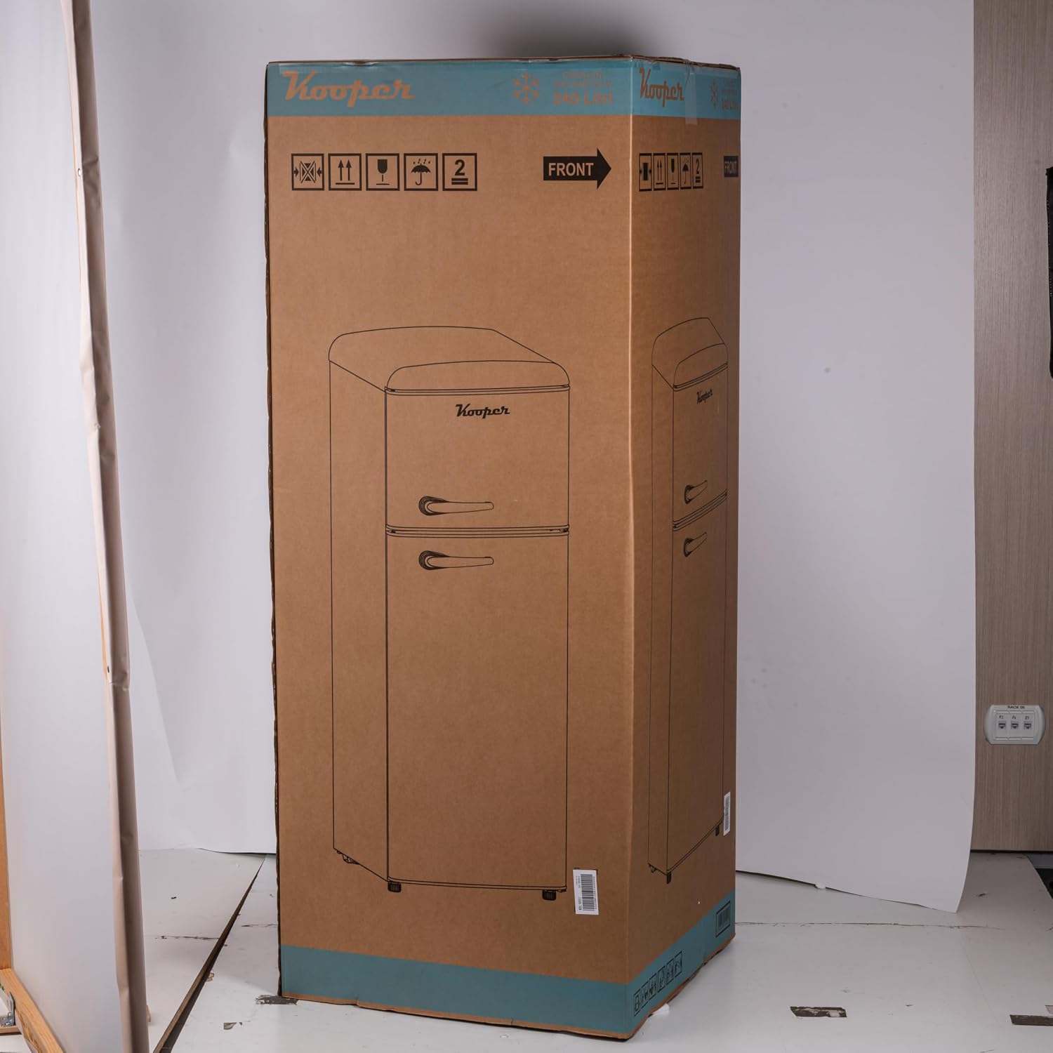 Kooper Vintage Double Door Refrigerator, front view