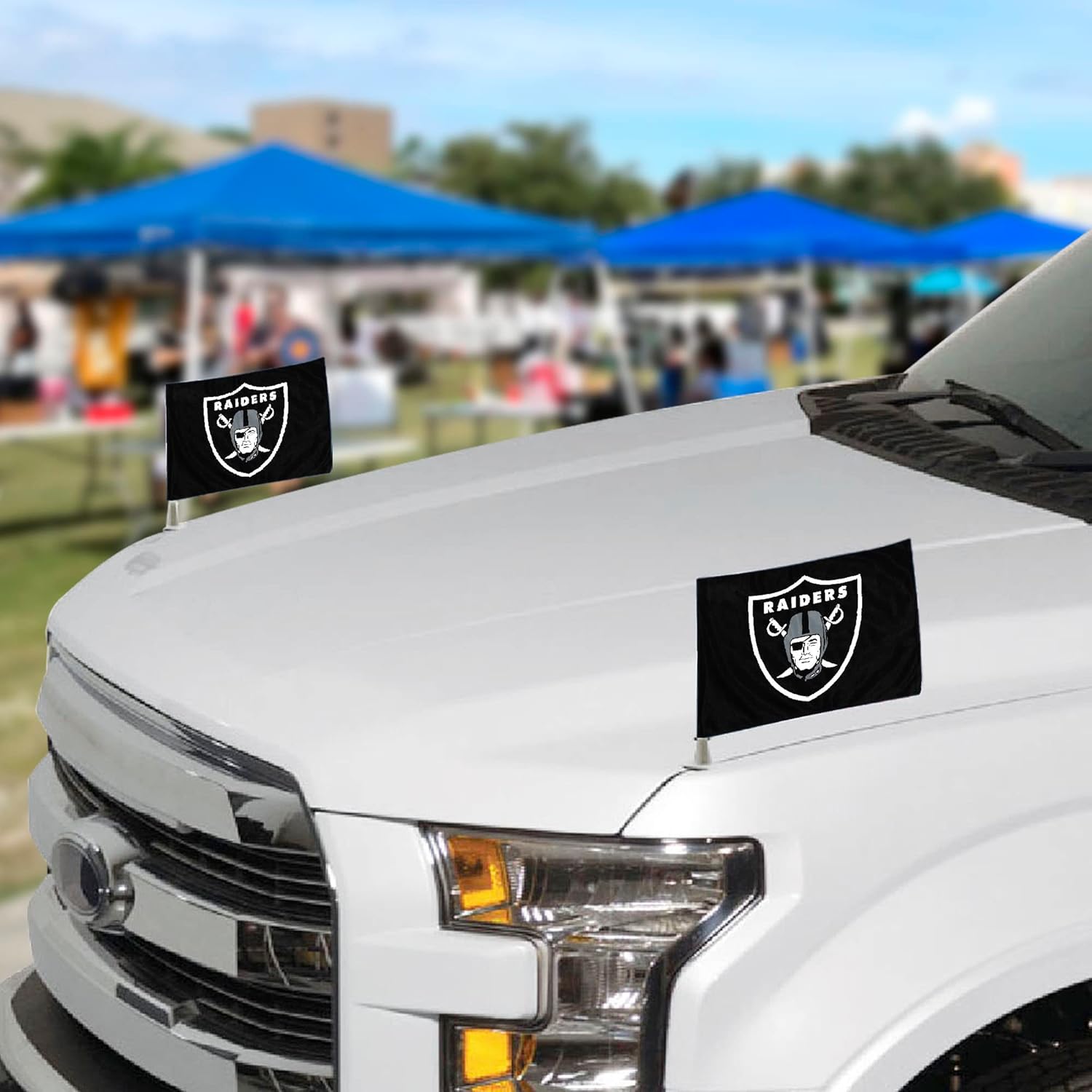 FANMATS 61878 Las Vegas Raiders Ambassador Car Flags - 2 Pack Mini Auto Flags, 4in X 6in, Perfect for Hood or Trunk - Black