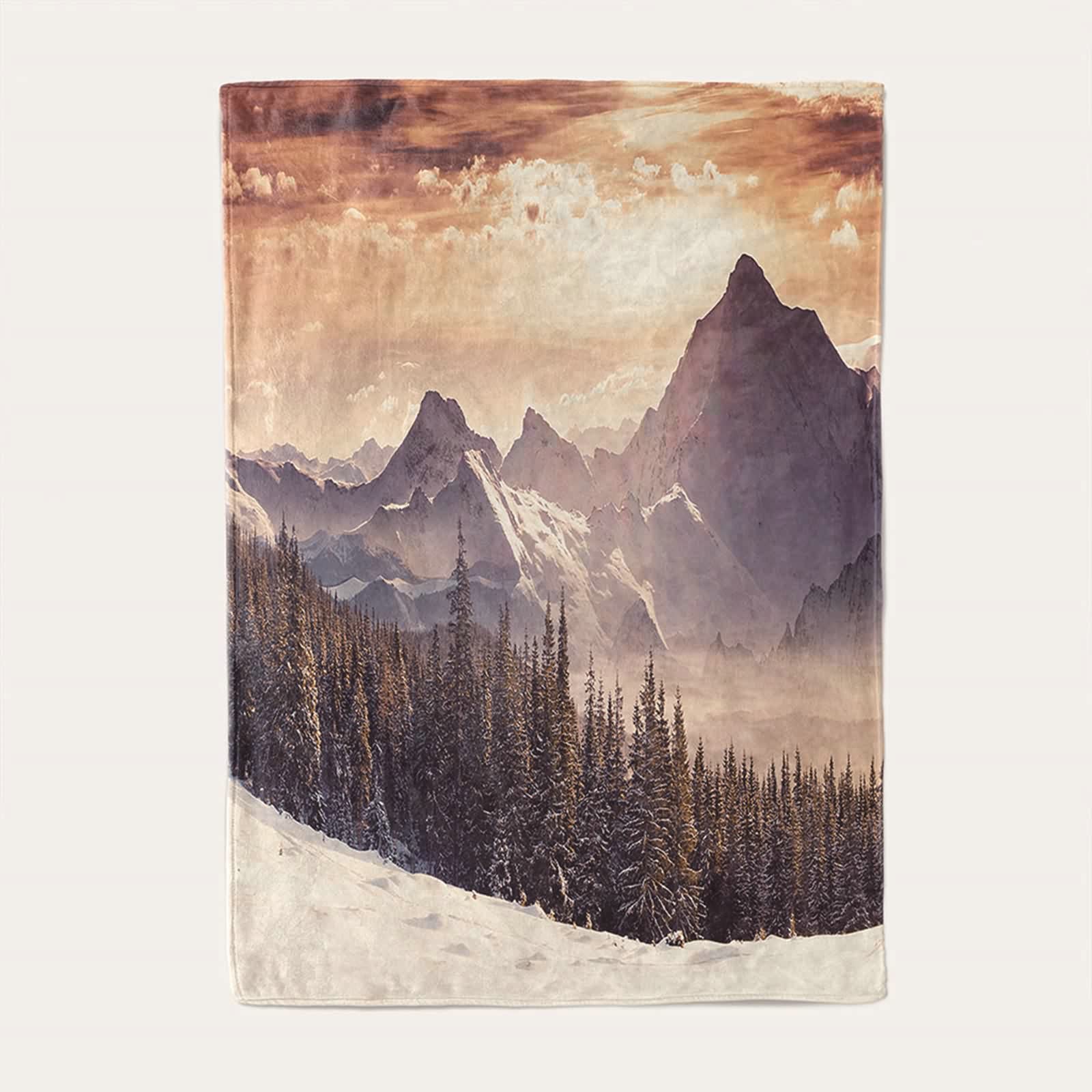 Aeici Couverture Polaire, Couverture Enfant Couverture 180x240 cm Motif de Montagnes et D'Arbres Couverture Canapé pour Salon Lit