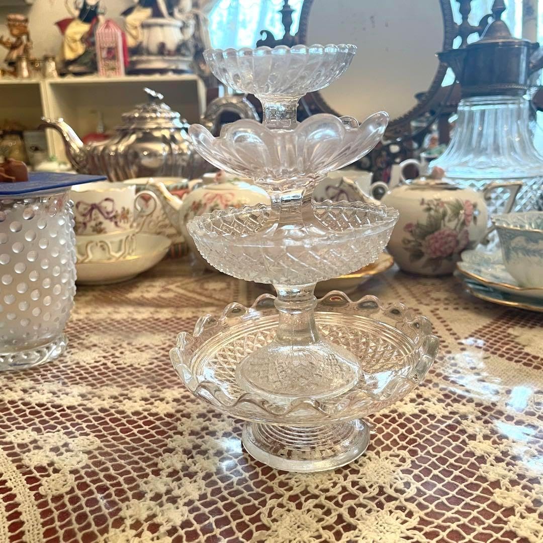 英国　イギリス　アンティーク　小さい　ケーキスタンド　ガラス　プレスガラス　4個 英国 イギリス アンティーク 小さい ケーキスタンド ガラス プレス