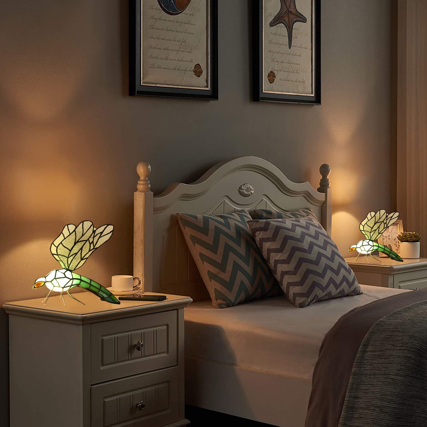 Tiffany Table Lamp Green Dragonfly Stained Glass Bedside Nightstand Night Light,3 Color-Temperature,Handcrafted Light for Living Room,Bedroom+LED Bulb,Home Decor Gifts
