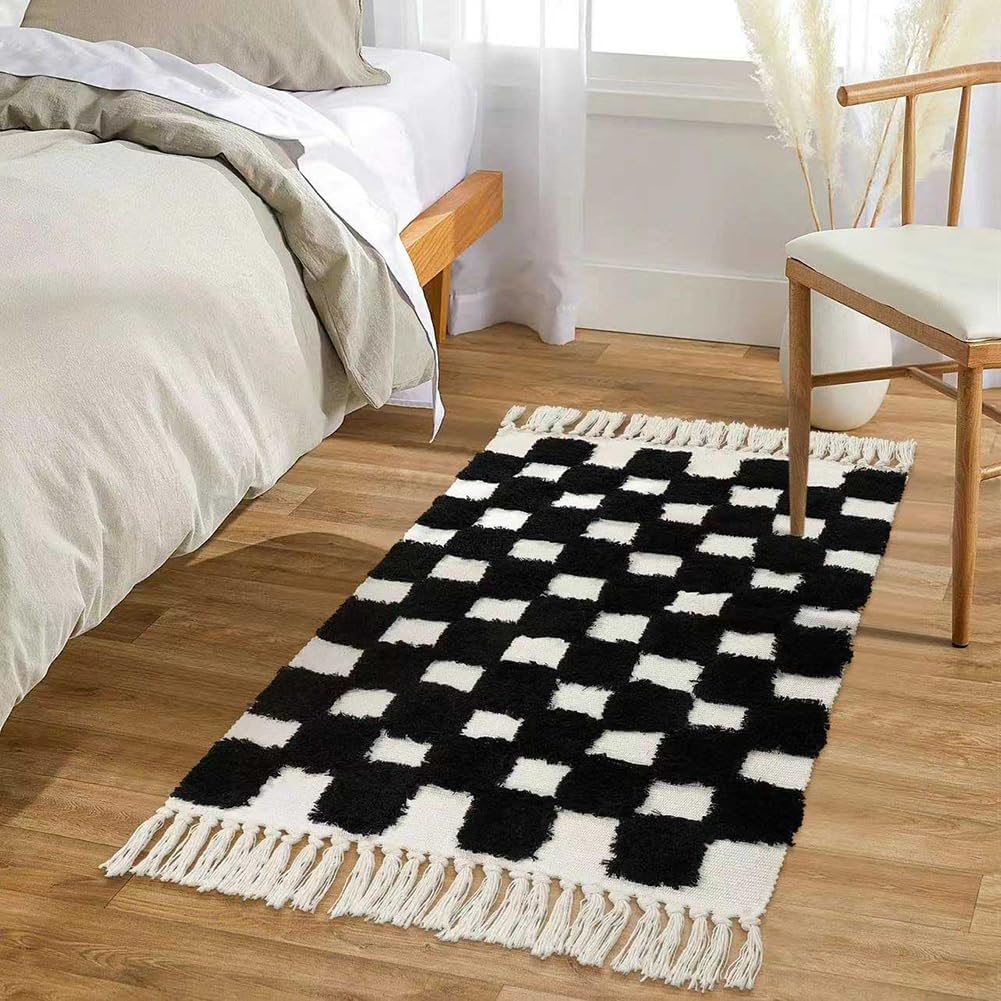 vctops Boho Checkered Tufted Rug with Tassels, Farmhouse Checkerboard Area Rug Washable Floor Carpet Mat for Laundry Doorway Bedroom Living Room (Black, 24"x35")