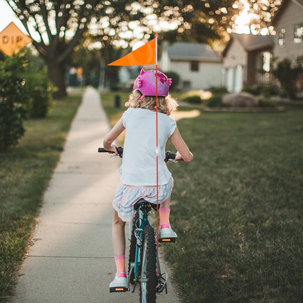 2 Stück verschleißfeste Sicherheitsflaggen für die Rückseite Stangen Fahrradflaggen für Kinder und Erwachsene reflektierendes Sicherheitszubehör für Fahrräder Roller