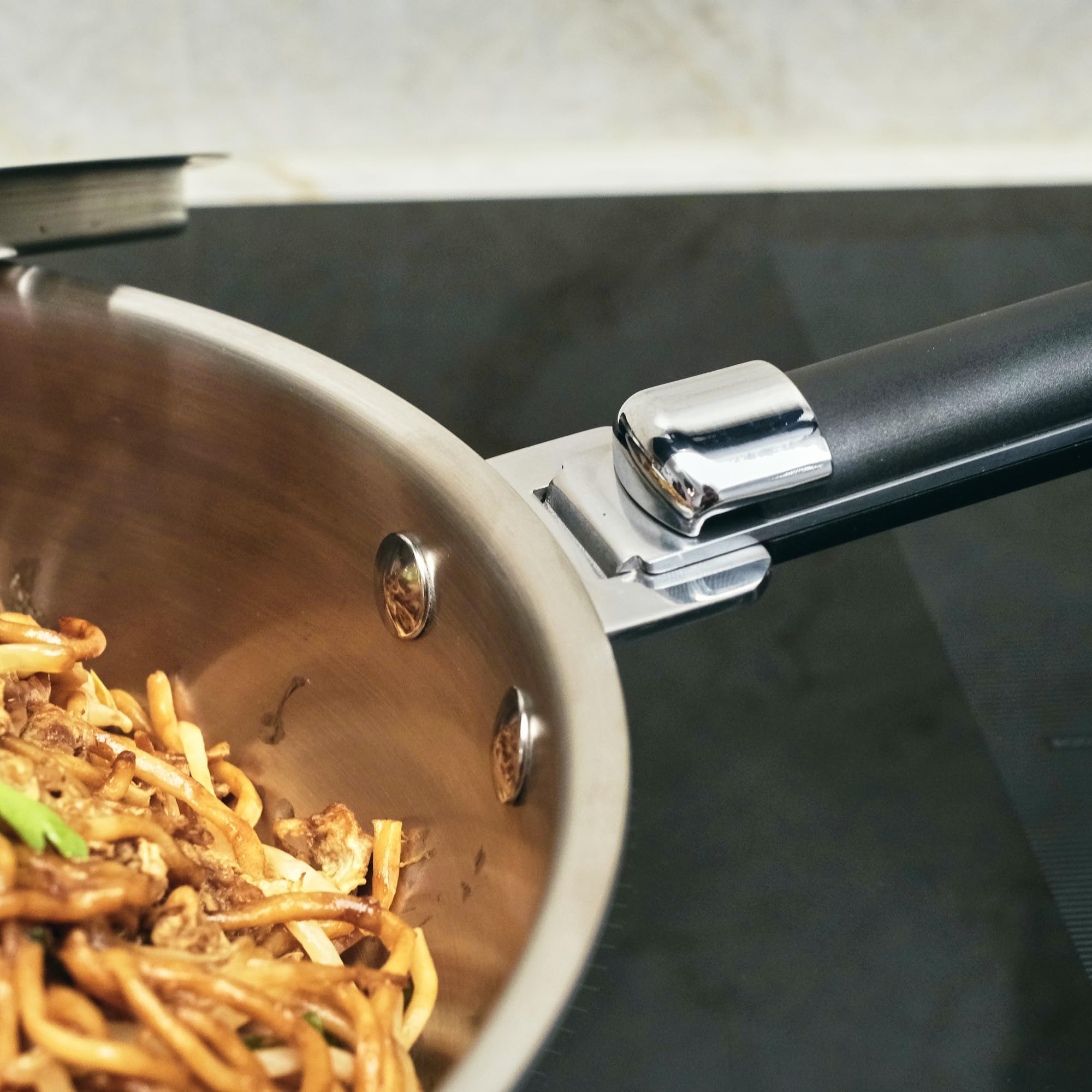 Kamberg - Wok inox 24 cm manche amovible - Acier inoxydable 18/10 Triply - Tous feux dont induction et four, Gris