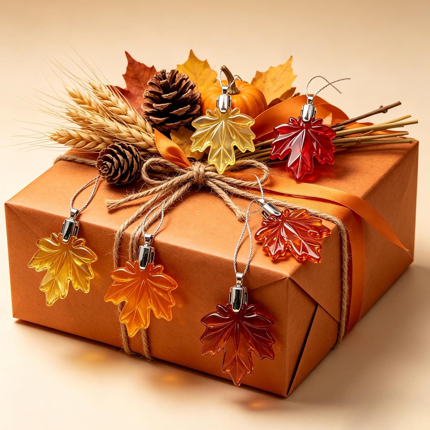 GXXMEI 40PCS Maple Leaf Ornaments Small Maple Leaf Hanging Pendant Small Tree Fall Autumn Mini Hanging Ornaments for Thanksgiving Tree, Table, Party Farmhouse Rustic Home Decorations