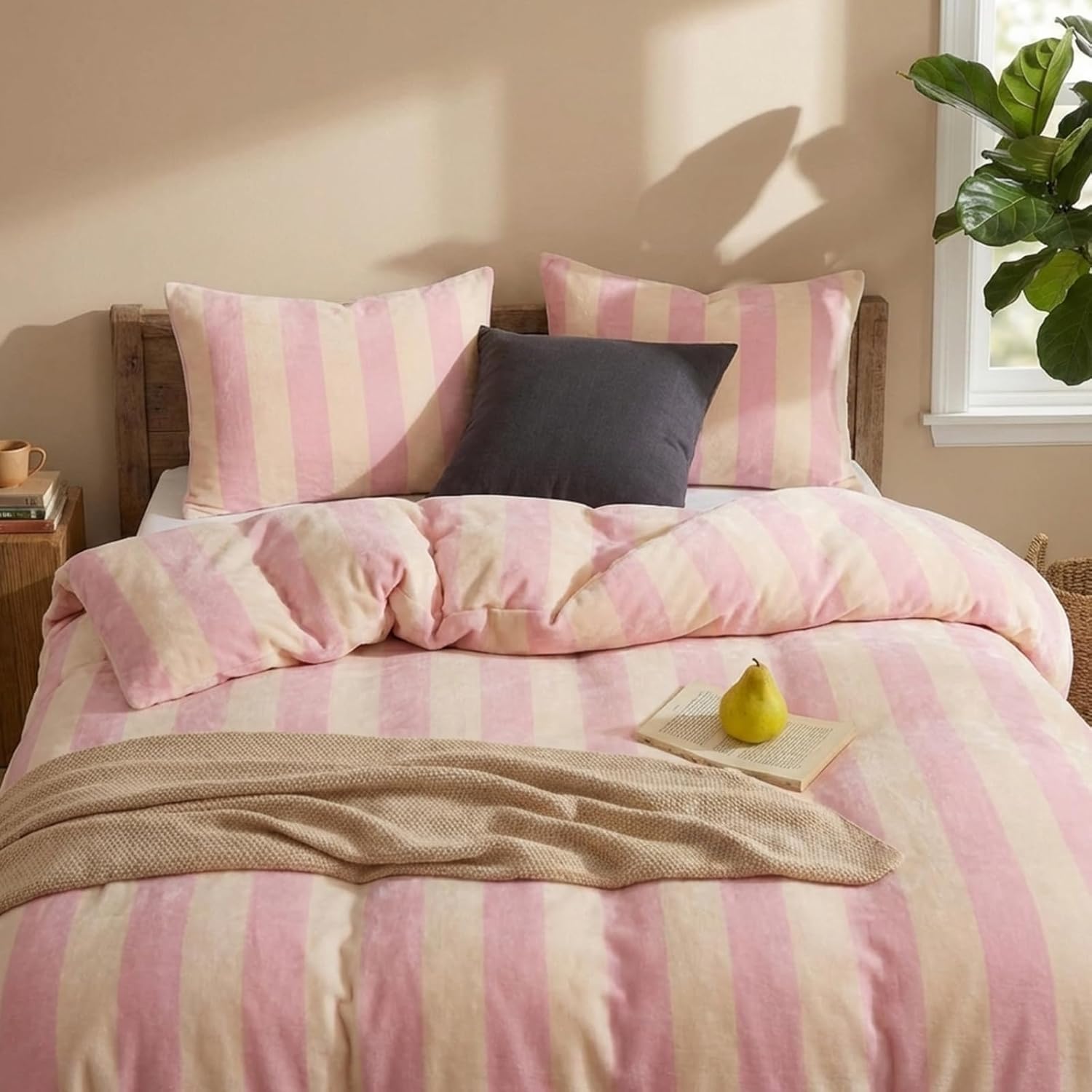 Bedbay Pink Striped Comforter Set Queen Luxury Velvet Comforter Set Cozy Reversible Fleece Soft & Warm Fluffy Flannel Bedding Set Blush Yellow Stripes Pattern Queen Bed Set 3 Pcs with Pillowcases