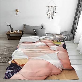 Amazon｜korkus 芦田愛菜 ブランケット フランネルブランケット 写真