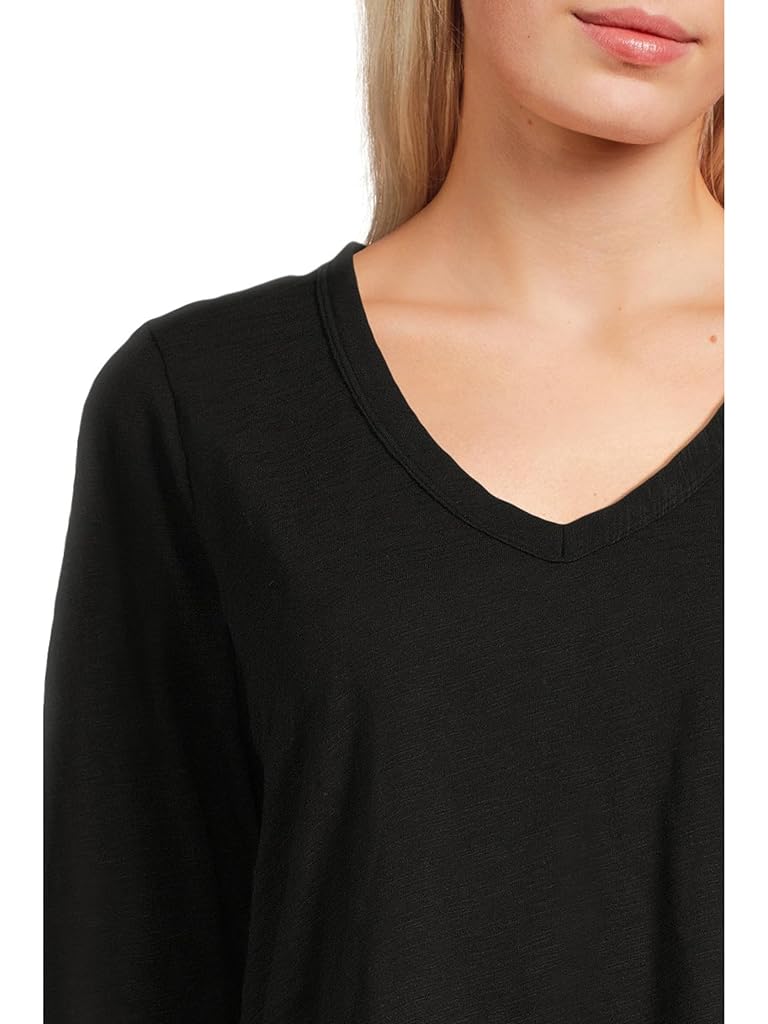 Black Mod-o-doc 3/4 Sleeve V-Neck Tee with Curved Hem