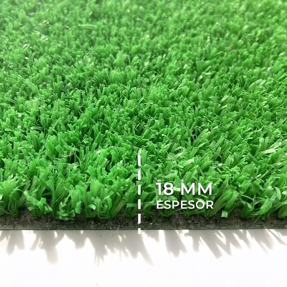 YOEVU - Césped Artificial Realista de 18mm | Resistente a Clima y UV | Fácil de Instalar y Sin Mantenimiento | Ideal para Jardines y Terrazas Exterior e Interior | Verde | 1x2 Metros