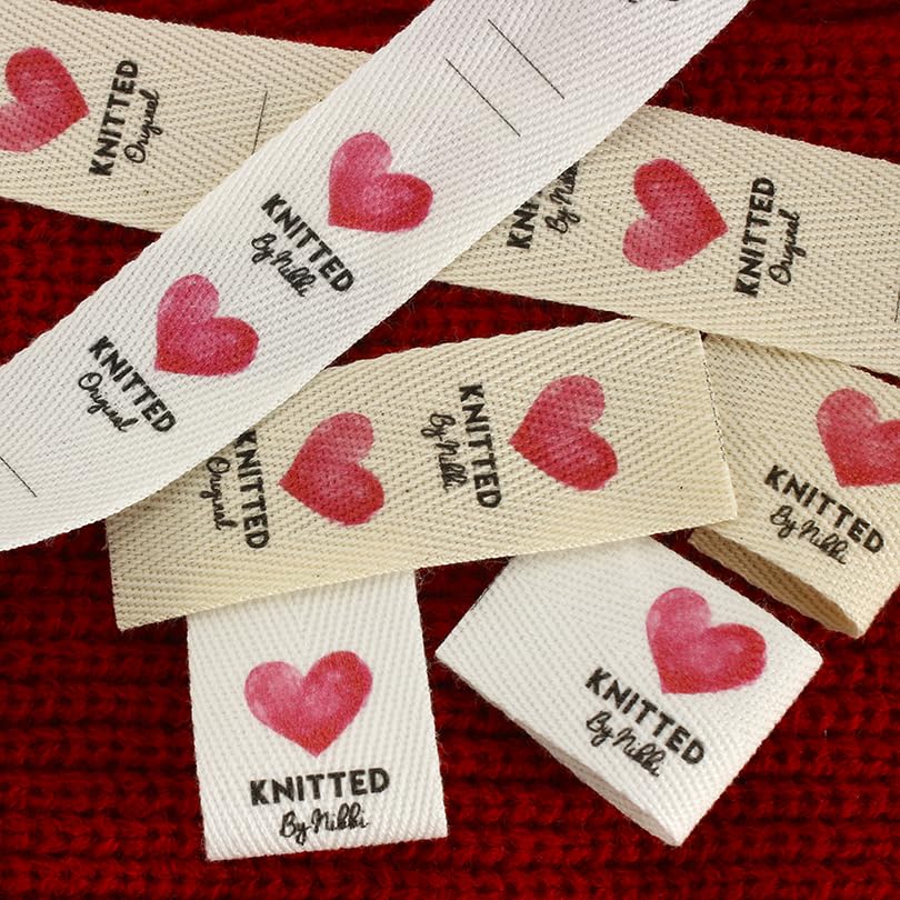 Etiquetas plegables, etiquetas de sarga para coser, etiquetas con logotipo, accesorios para coser, etiquetas de cinta, etiquetas de tela personalizadas, etiquetas para ropa, corazón (xw3528)-500 piez