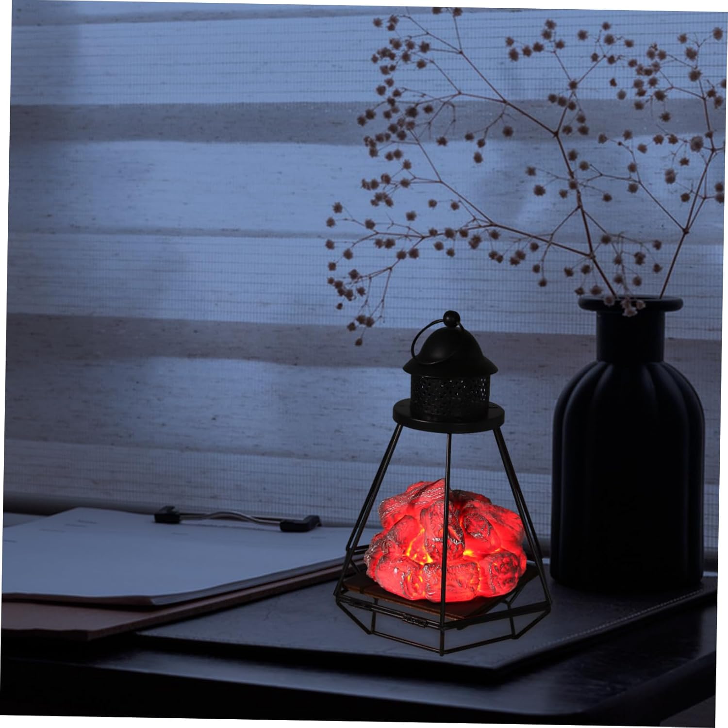 Fireplace LED Night Light with Flame Effect Halloween Decoration for Home Table Shelf Lightweight Battery Operated Creates Cozy Atmosphere for Holiday Settings