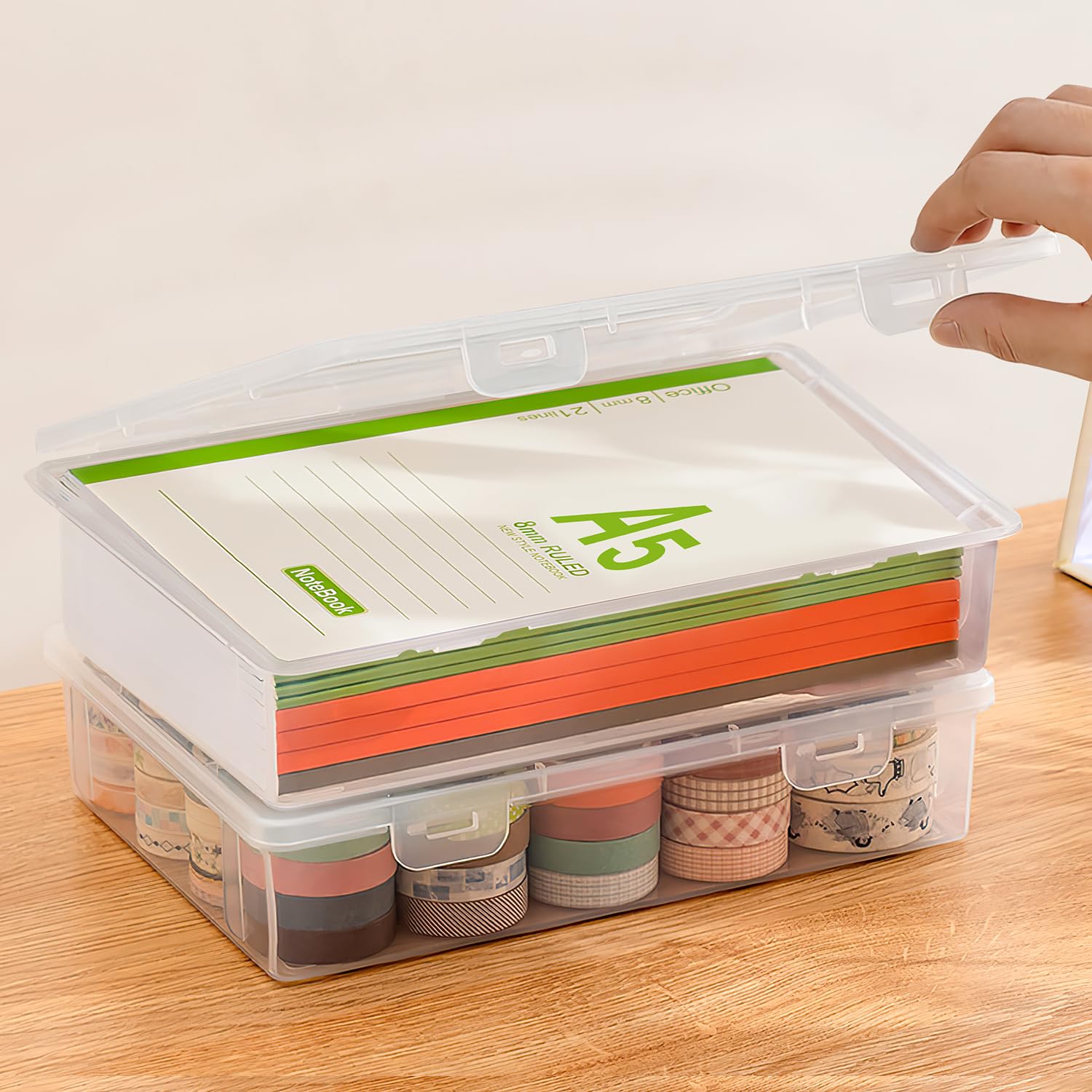 Nuyoah Caja de almacenamiento con tapa A5, caja de plástico pequeña, 2 unidades, caja de plástico con tapa, caja de lápices portátil con cierre a presión, apilable para papel, papelería, cosméticos