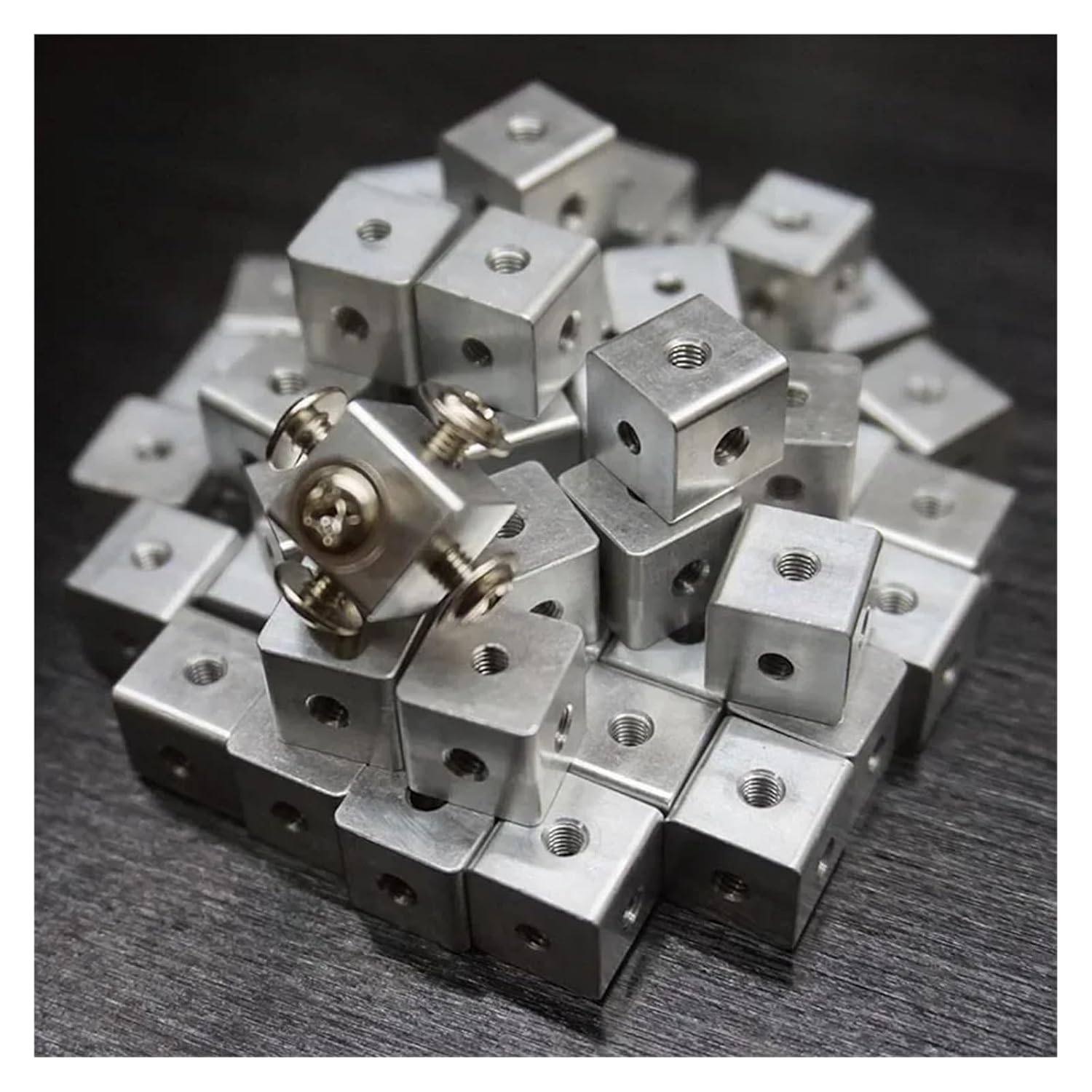 Three-Sided Nut Square Fixed Block Square Corner Lock Nut M3 Six-Sided Thread Plate Link Block Screws for Fixing Acrylic Box(10x10x10mm-2pcs)