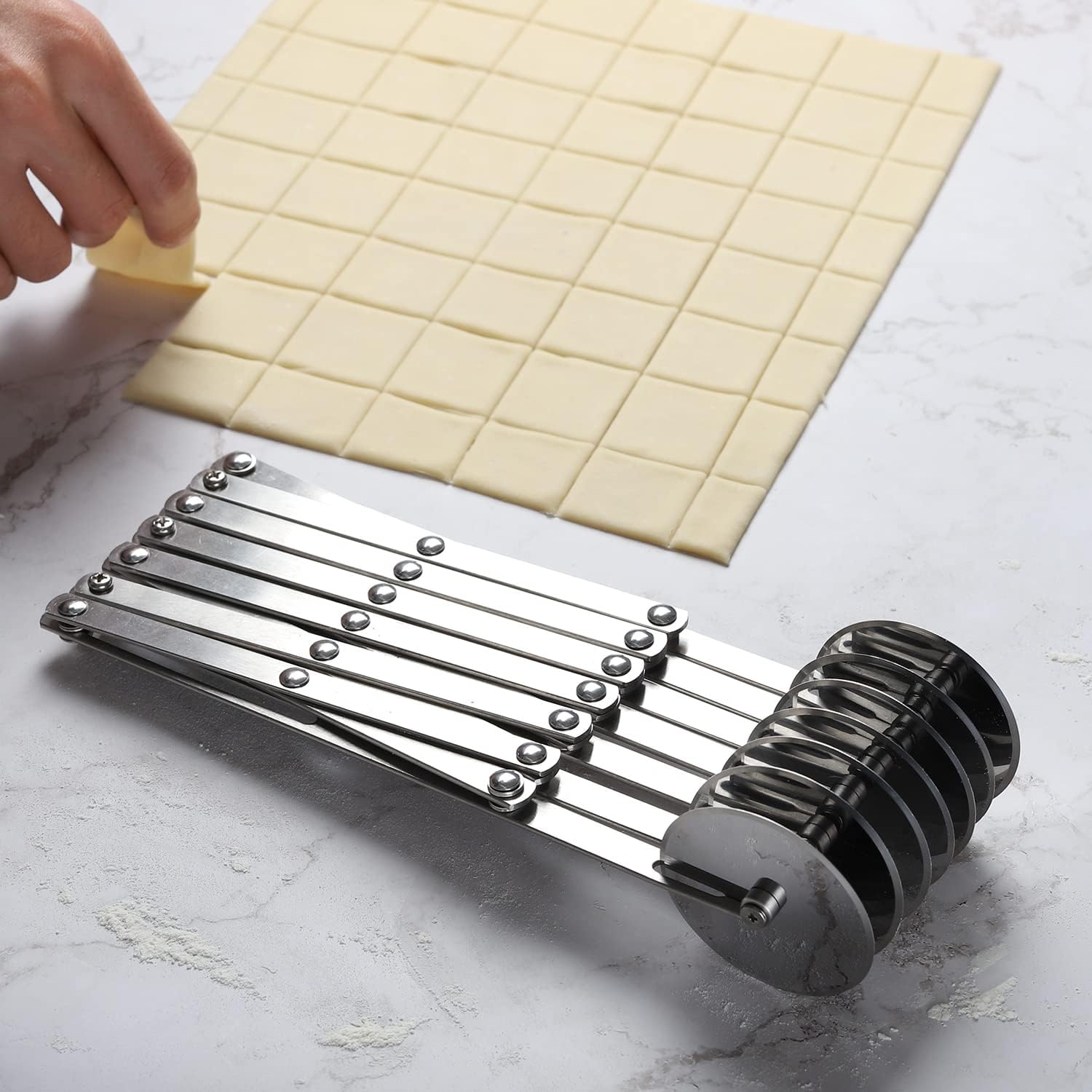 7 Wheel Pastry Cutter Roller Stainless Steel Pizza Slicer Multi-Round Dough Cutter Adjustable Ravioli Pizza Noodle Cutter Wheel
