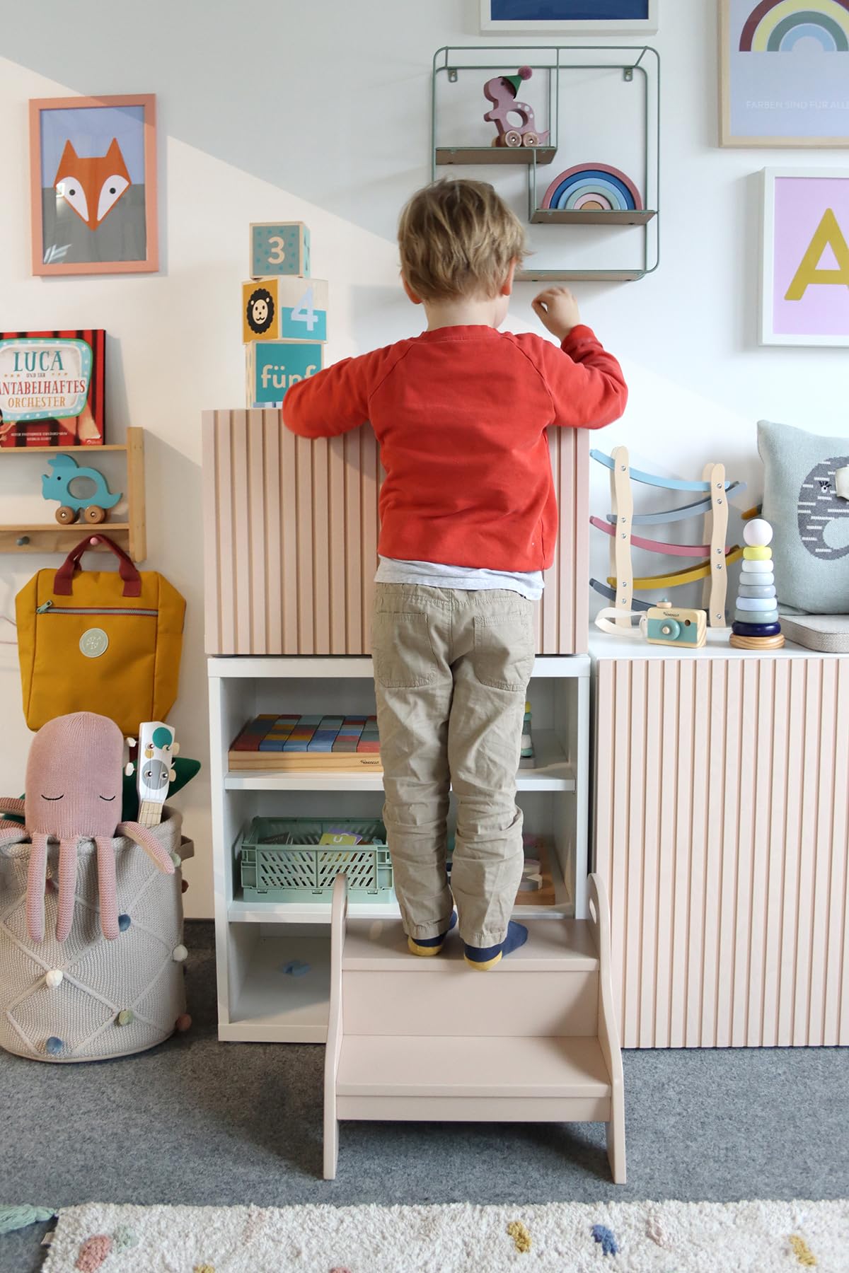 Kindsgut Holztritt, Tritt-Hocker mit 2 Stufen ideal für Kinder, dezente Farben und hochwertige Qualität, Sand