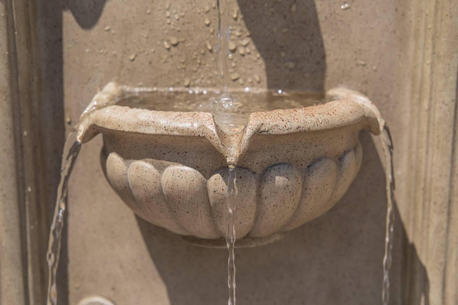 Royal Sandstone LED Outdoor Wall Fountain with Lion Head