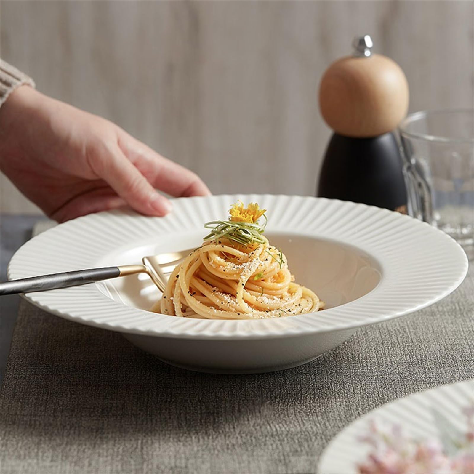 Pastaschalen Speiseteller Leichter, luxuriöser, exquisiter Frühstücksteller, Keramik, for den Haushalt, westlicher Salatteller, Hotel, personalisiertes großes Geschirr Essteller