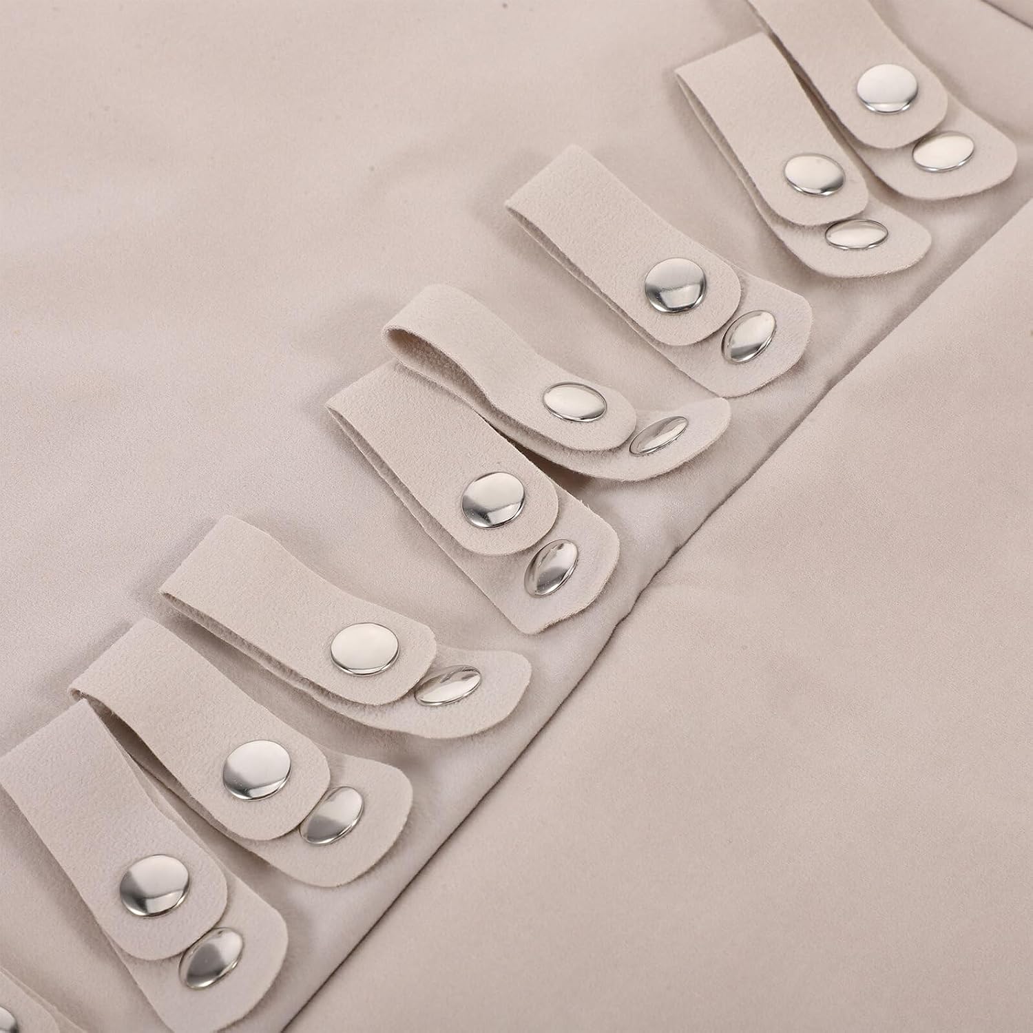 Velvet Travel Jewelry Roll Organizer Bag Portable Necklace Holder Soft Jewelry Storage Pouch for Necklaces and Earrings