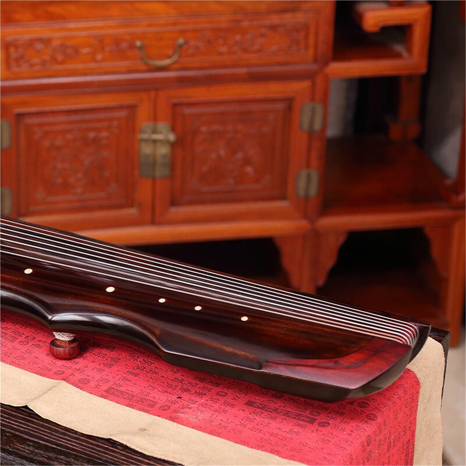 Stuletni Guqin Z Drewna Cedrowego Czysto Ręcznie Wykonany Instrument Siedmiostrunowy Guqin (chińska Cytra)