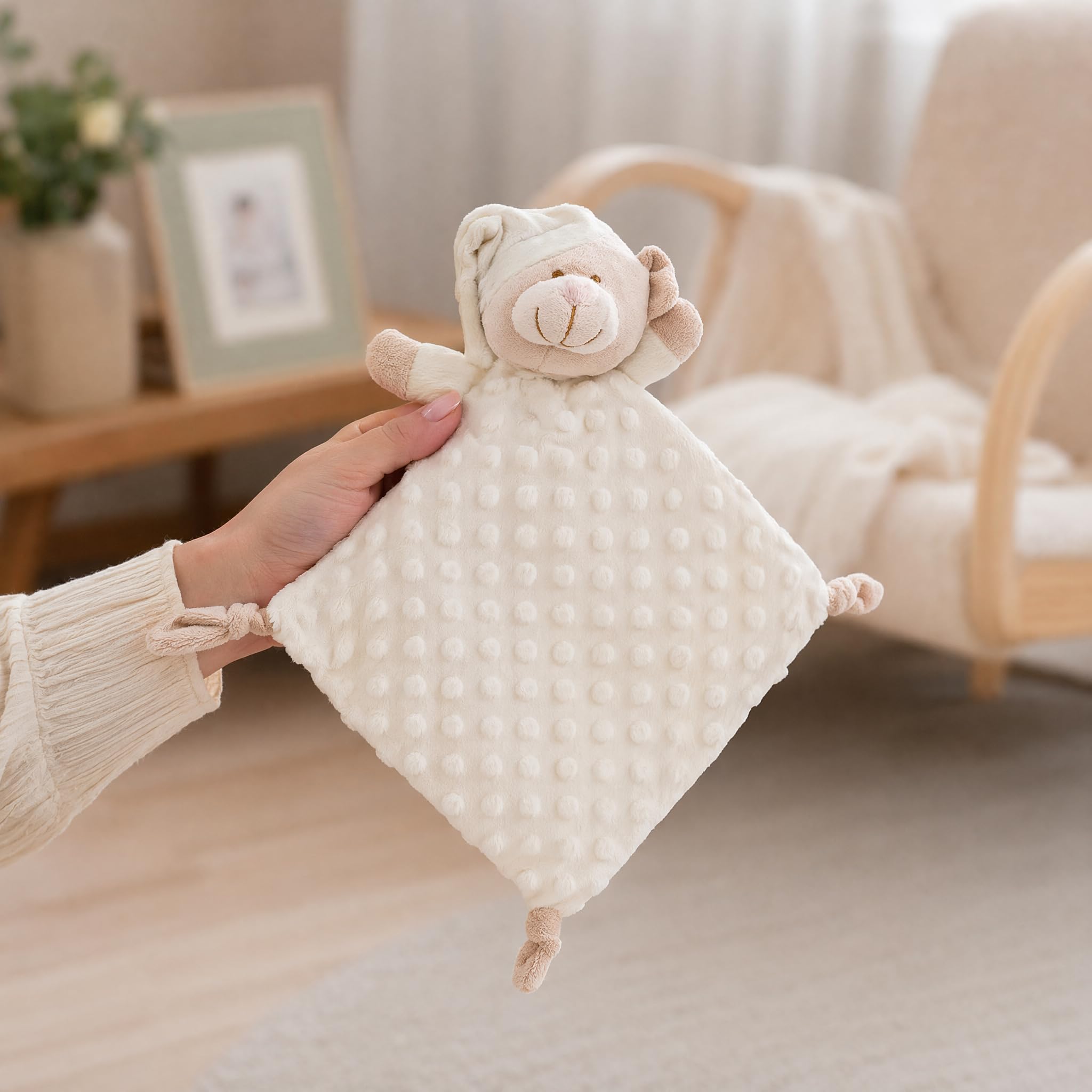 various Manta Bebé Suave con DouDou de Osito, Manta Envolvente para Recién Nacido 80x110 cm, Microfibra Hipoalergénica, Manta Infantil para Cochecito, Cuna y Regalo Baby Shower (Beige)