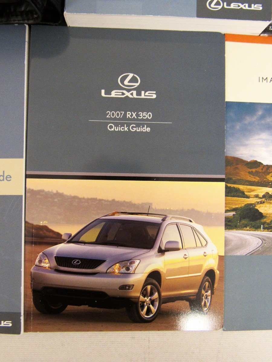 Front cover of the 2007 Lexus RX 350 Warranty and Services Guide, listing Owner Amenities, Warranty Information, and Maintenance Requirements.
