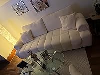 Review Image by Moisés Fermín