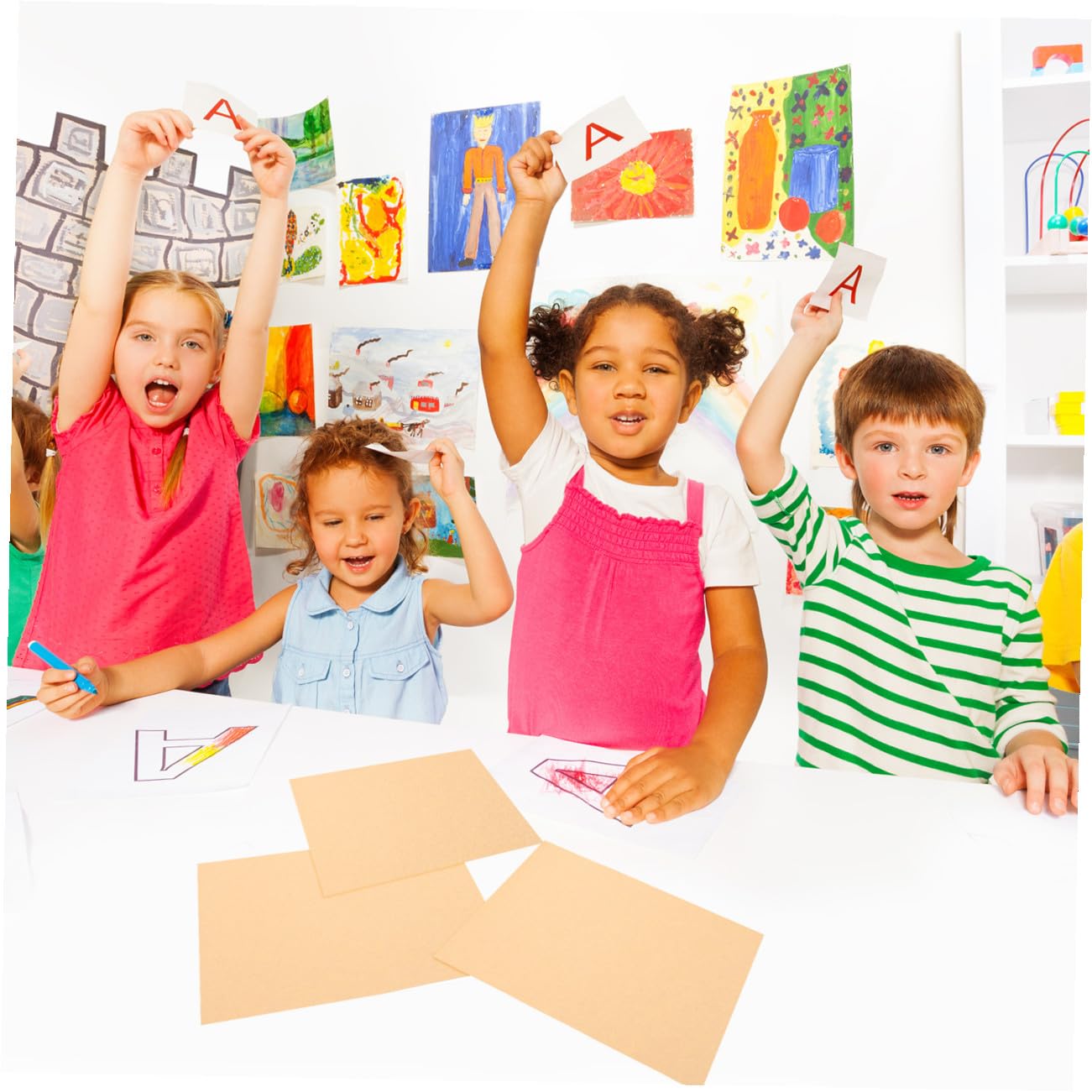 Artibetter 100 Feuilles Papier Kraft Résistant A4 210g pour Dessin Garçon et Filles Pratique Artistique