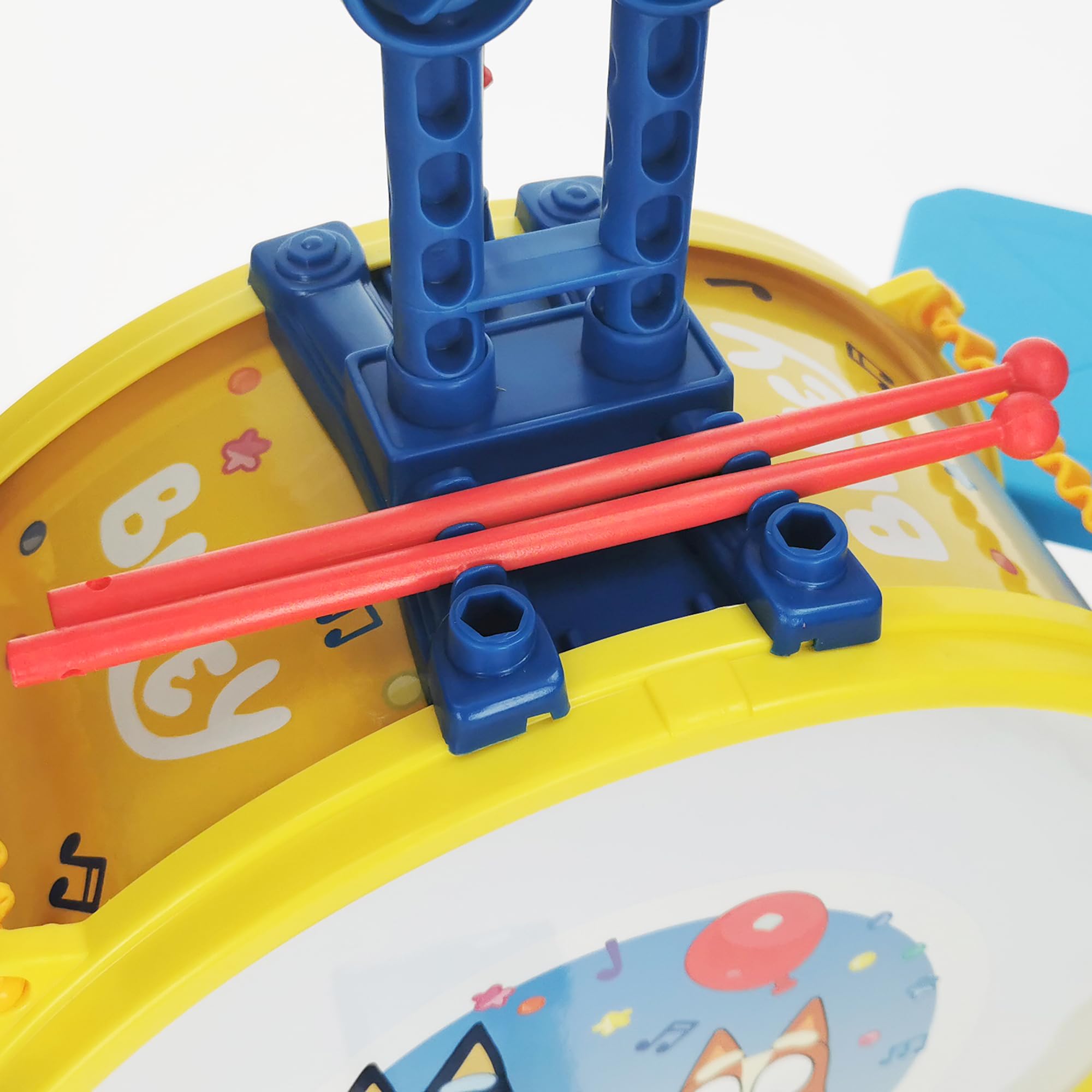 Bateria Musical Bluey con banqueta (REIG 2435)