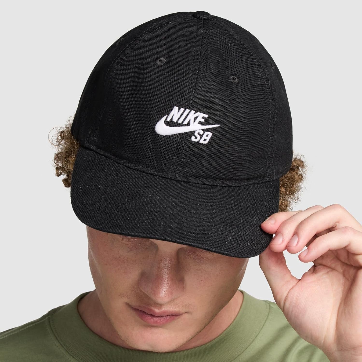 Black/White Nike SB Club Hat
