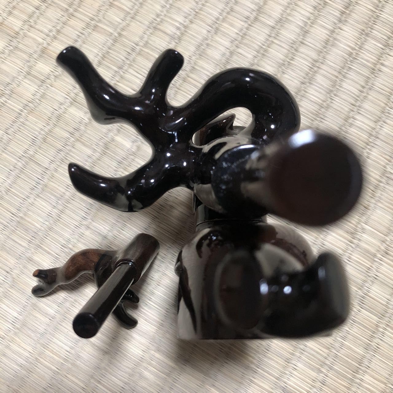 Amazon.co.jp: ヘラブナ万力 天然木黑柿 弓型万力 竿枕袋付き