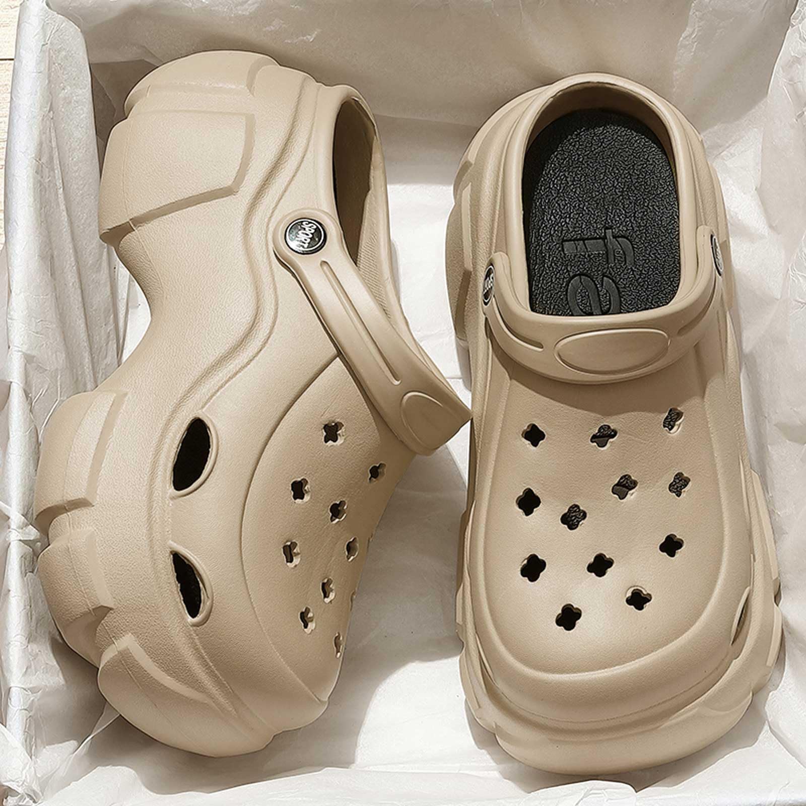 WEAREZWomen'S Classic Clog | Platform Shoes,Women'S Lightweight Ventilated Clogs,Decorated With Cute Geometric Shapes,Clog Accessories That Can Be Attached Or Removed Freely