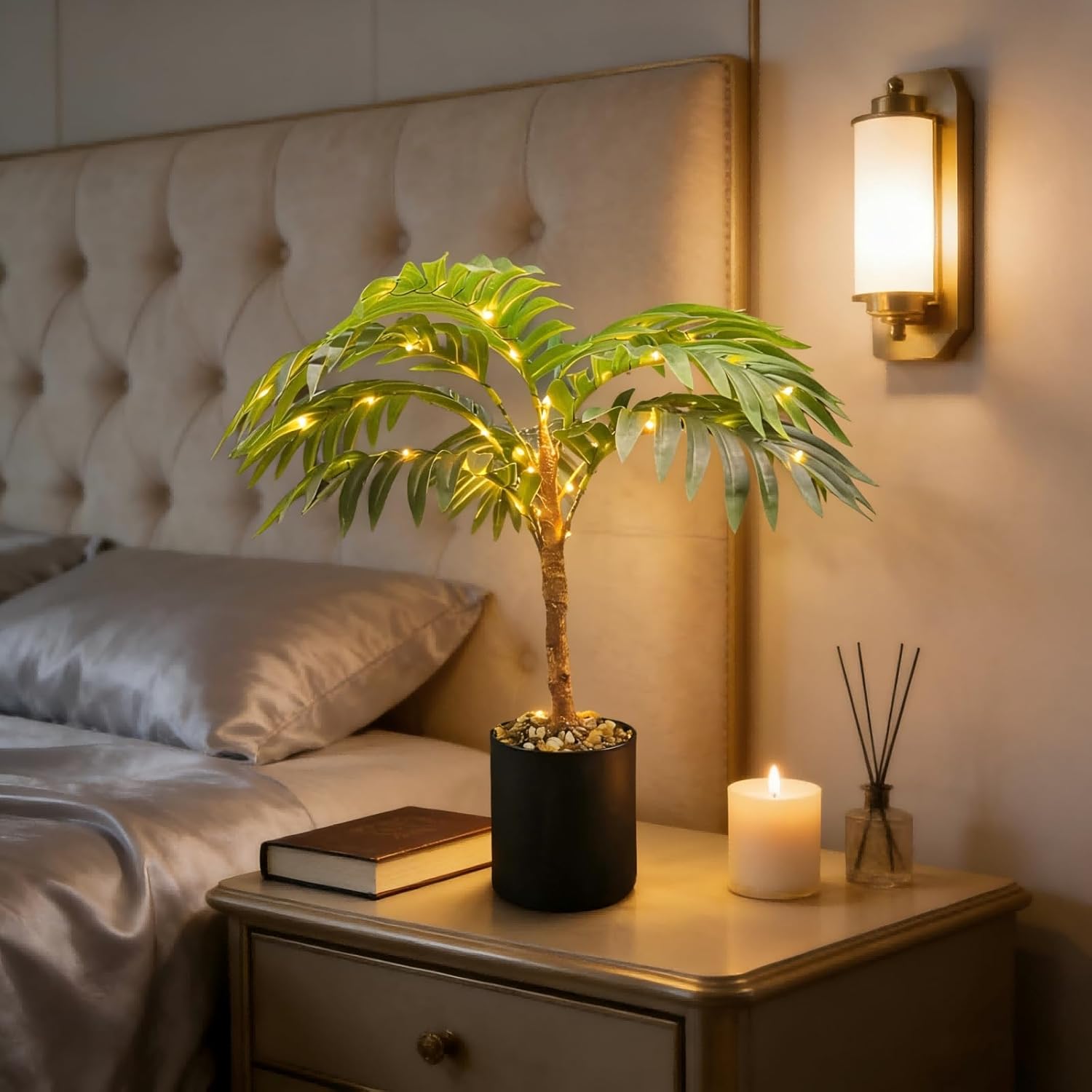 20'' Lighted Palm Tree Faux Plant with LED Lights - USB & Battery Box Powered - Artificial Palm Tree for Living Room, Home Decor, Indoor Decoration (Palm Leaf)