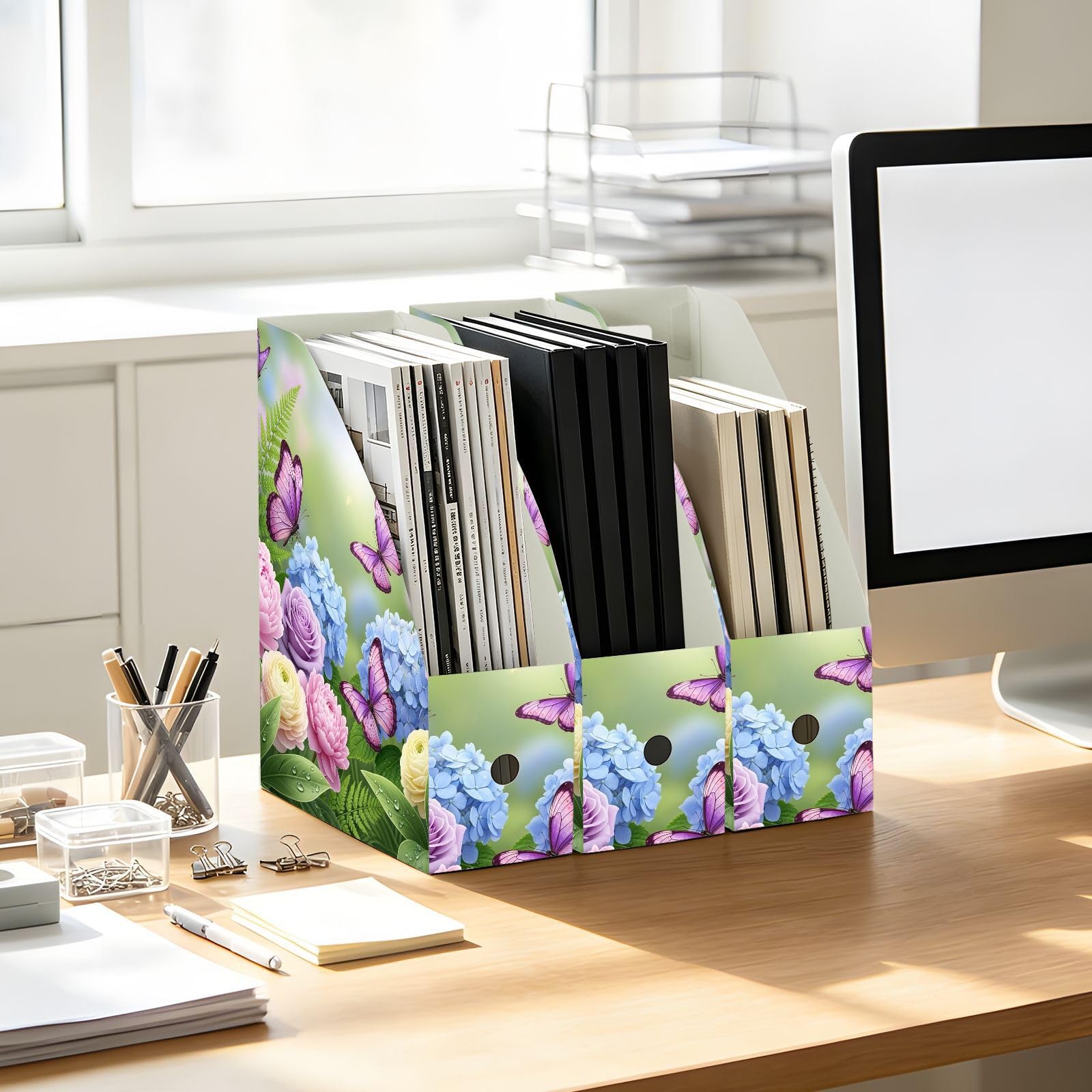 Zeitschriftensammler, Cartoon-Schmetterling, Kunststoff, Violett