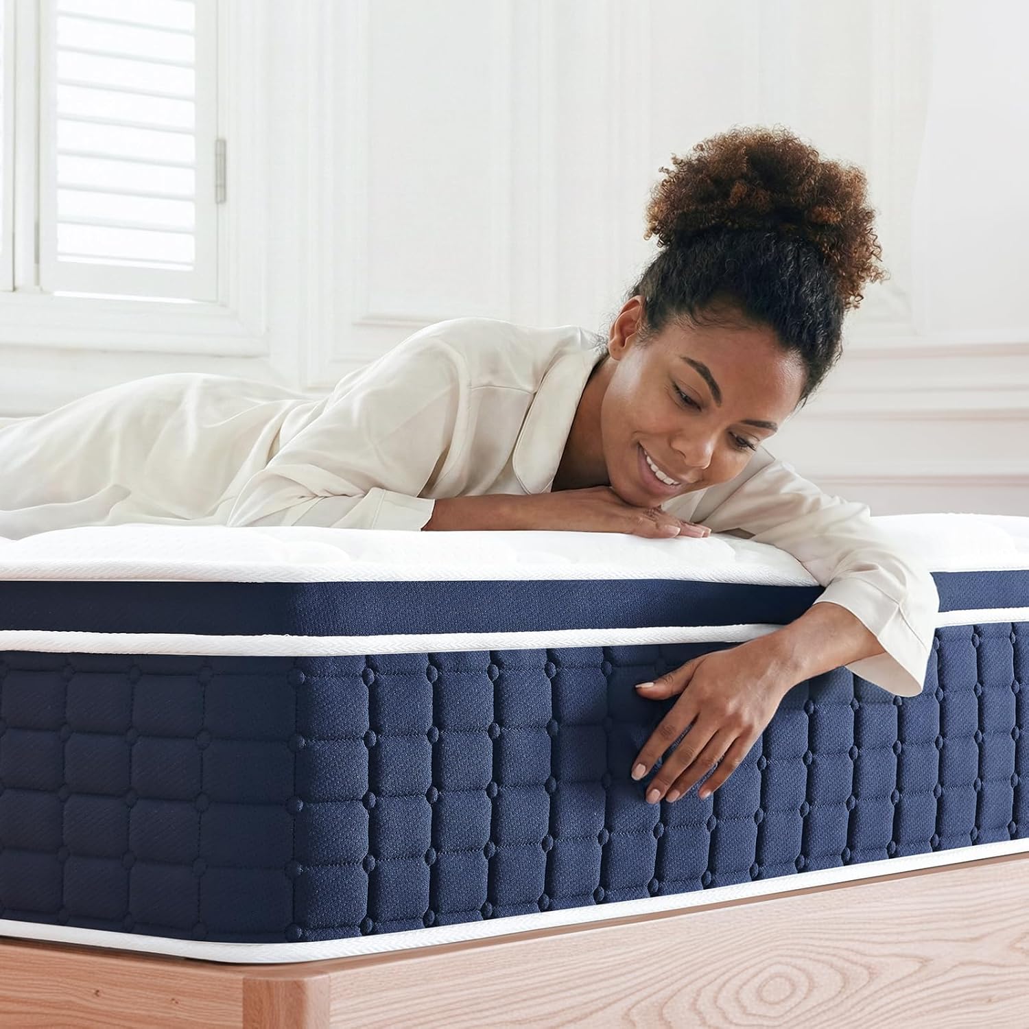 Coolvie Twin XL Mattress, 10 Inch Twin XL Size Hybrid Mattress, Individual Pocket Springs with Memory Foam, Bed in a Box, Cooler Sleep with Pressure Relief and Support