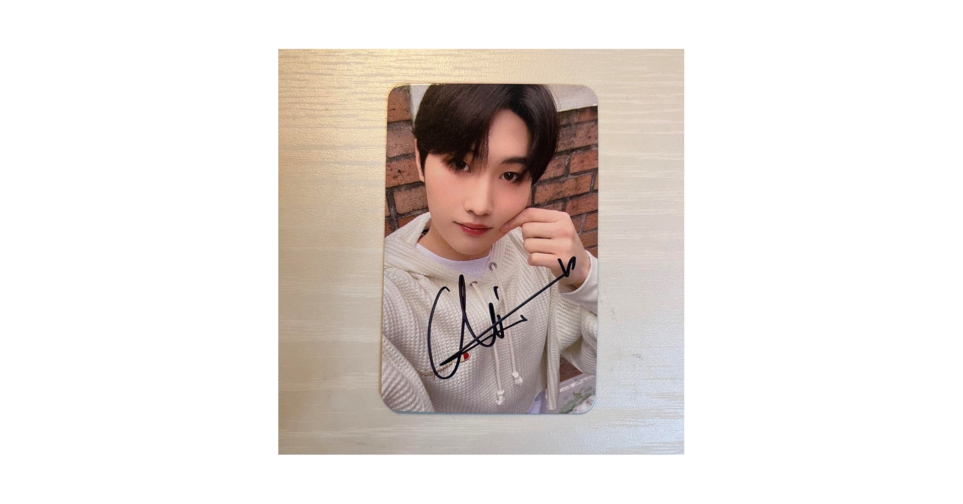 Amazon.co.jp: TNX テフン 直筆サイン入りトレカ 対面サイン会