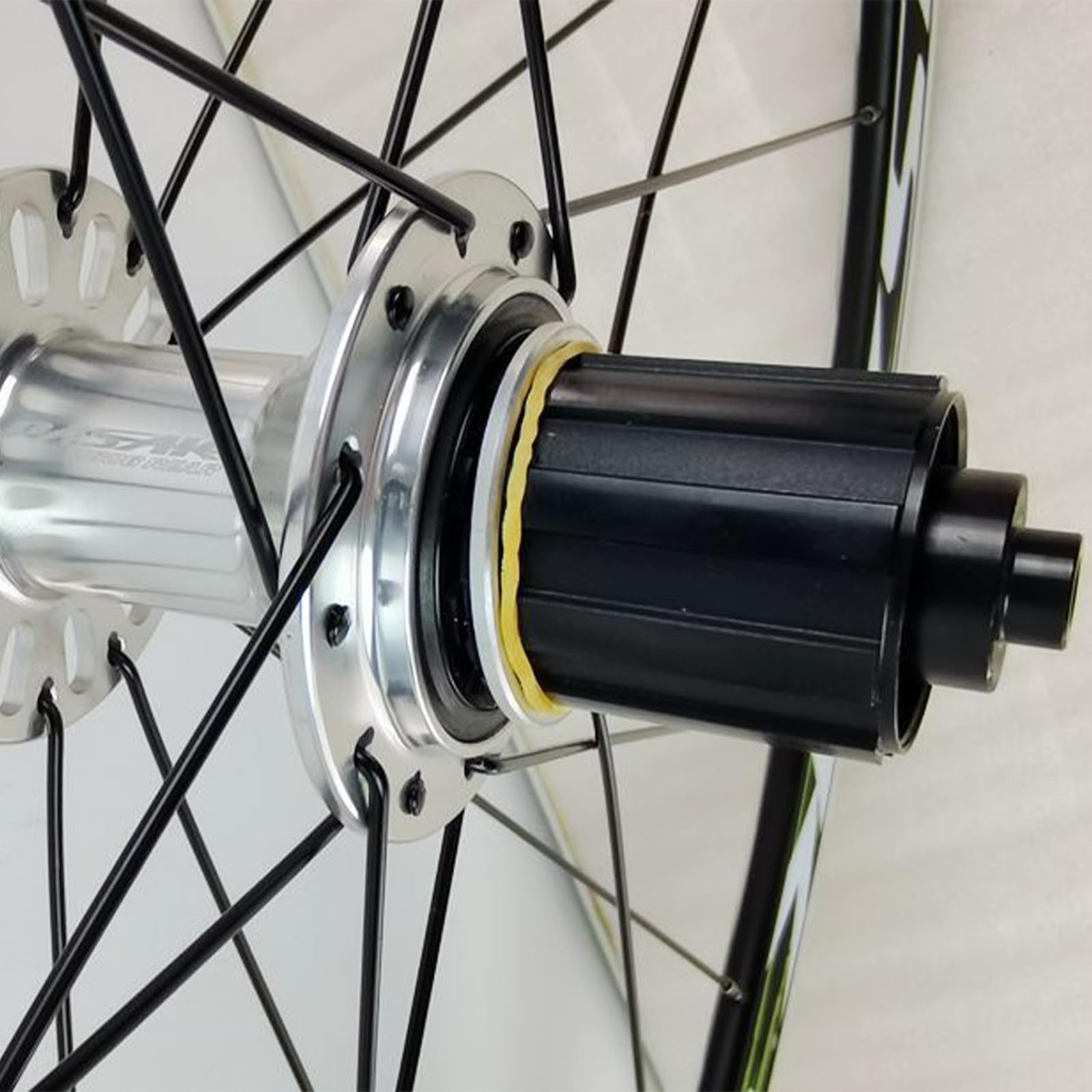 Juego De Ruedas 700C para Bicicleta De Carretera C/V/Juego De Ruedas Freno De Llanta Profundidad 30 Mm Llantas De Aluminio 8-12 Velocidades QR 100/130Mm