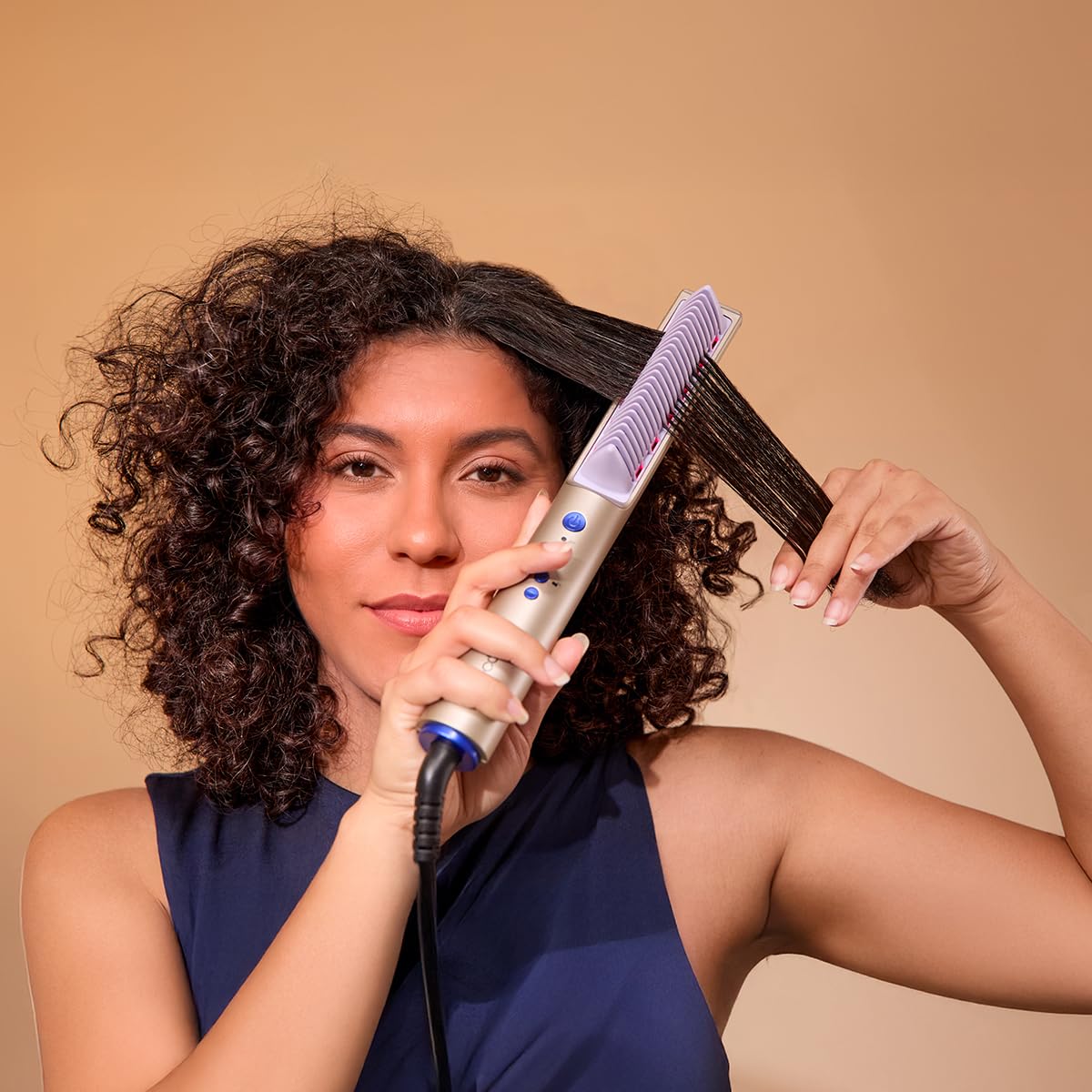 Cecotec Glättbürste InstantCare Lisse iSphere, 140–200 °C | Infrarot- und Ionentechnologie für weniger Frizz, 3 Temperaturstufen, Memory, Tastensperre, LED und Abschaltautomatik