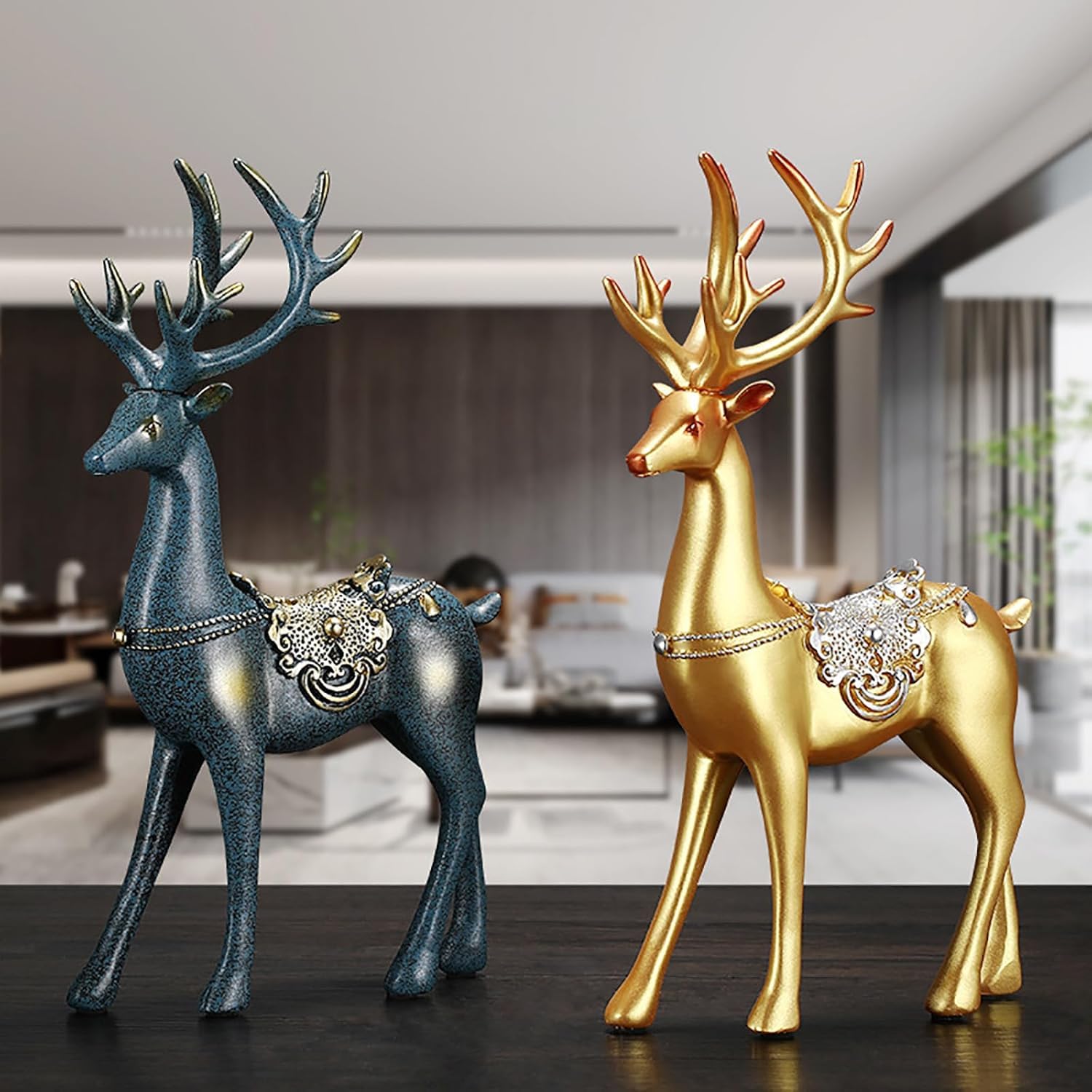 2 figuras de reno de Navidad, esculturas de reno de resina de pie y sentado para decoración del hogar de vacaciones (azul, talla única)
