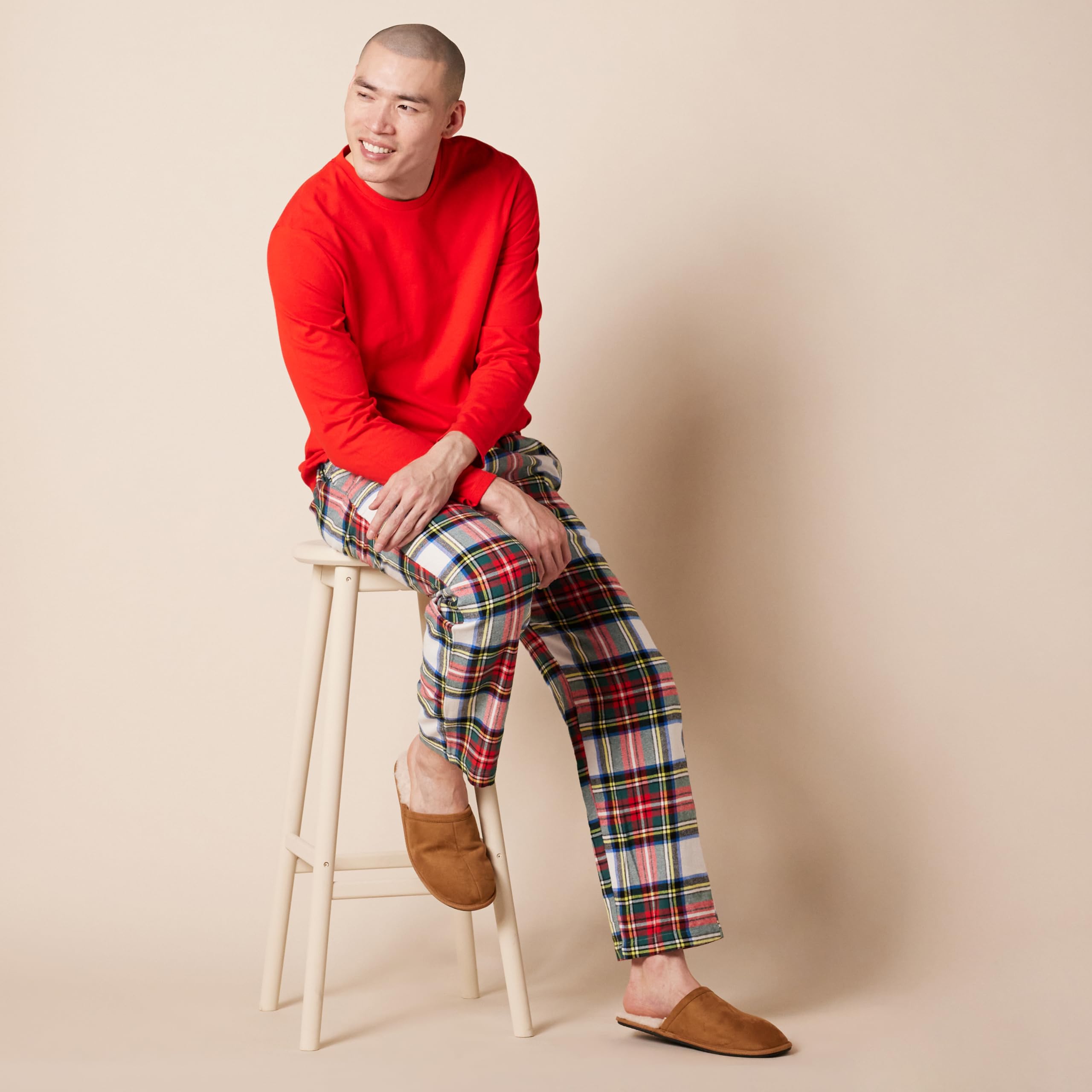 Amazon Essentials Completo Pigiama con Pantaloni e Maglia a Maniche Lunghe in Flanella Uomo