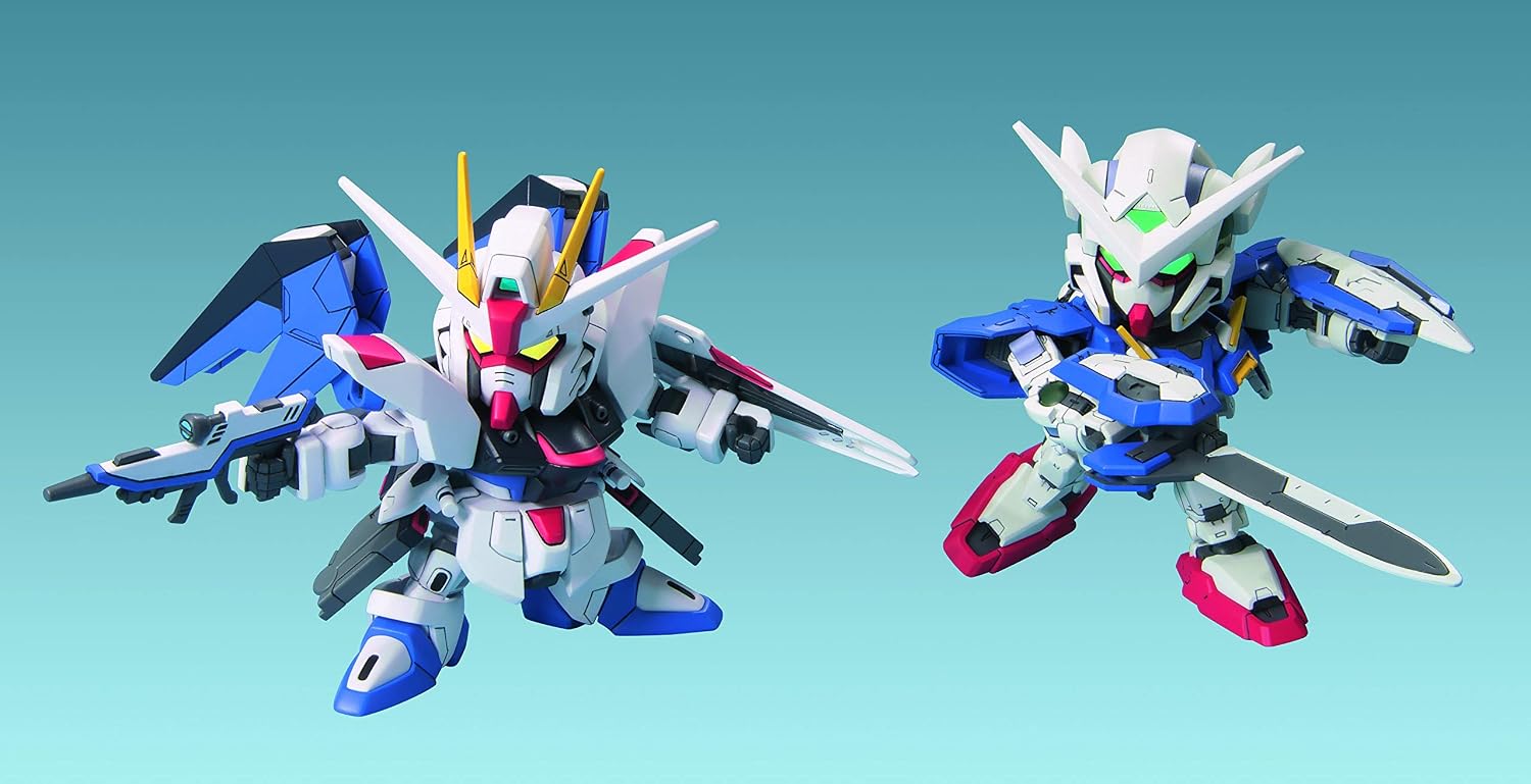 Bandai Hobby BB Freedom Gundam & Gundam Exia, Bandai SD Action Figure