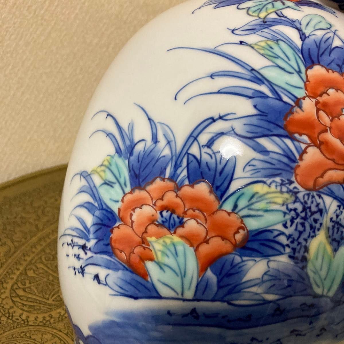 鍋島焼 虎仙窯 色鍋島 染錦孔雀牡丹 花瓶 花器 伊万里 有田焼 茶道具