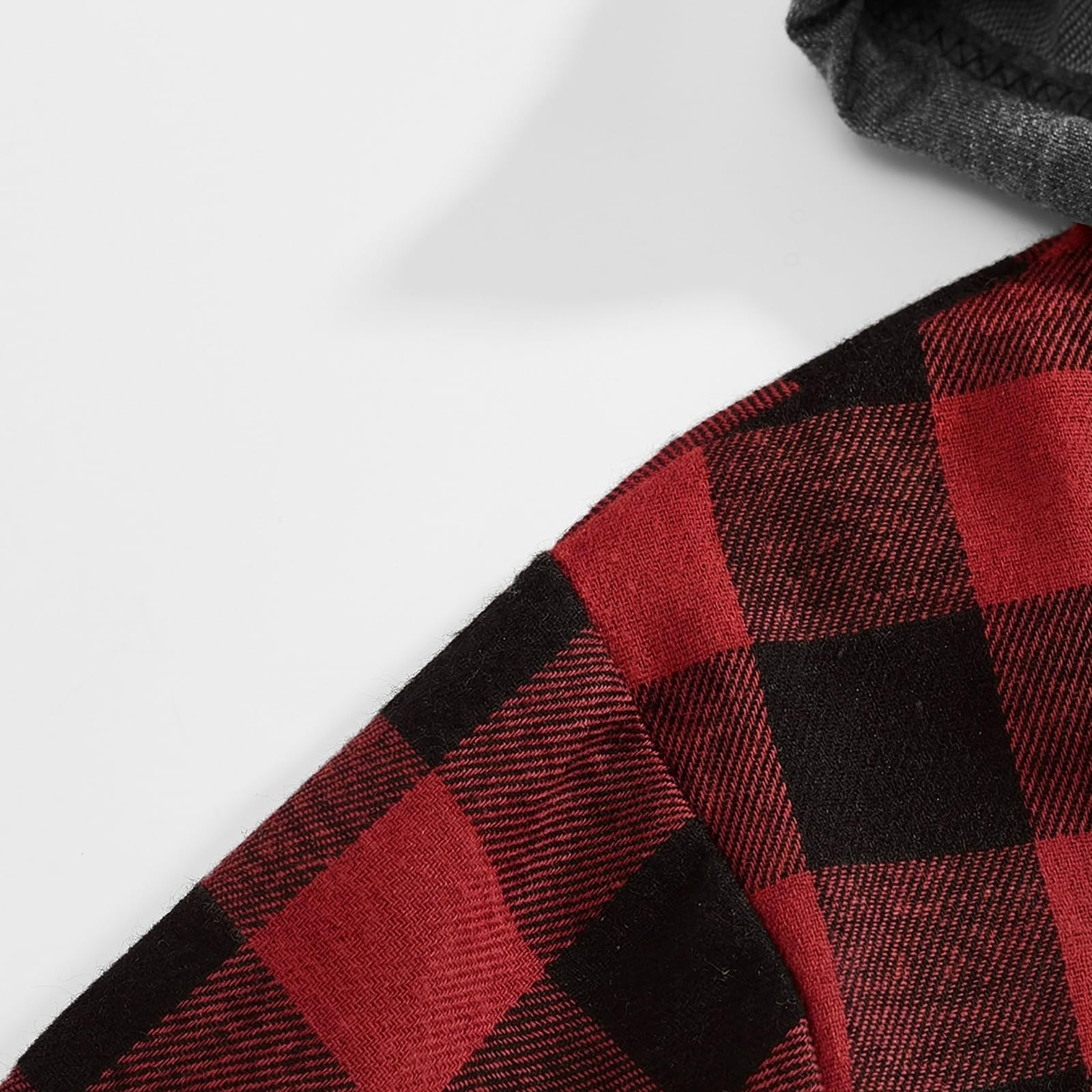 Generico Camicia Uomo A Quadri con Cappuccio E Bottoni, Maniche Corte Modello Nuovo per Look Urbani E Comodi nel Periodo Estivo