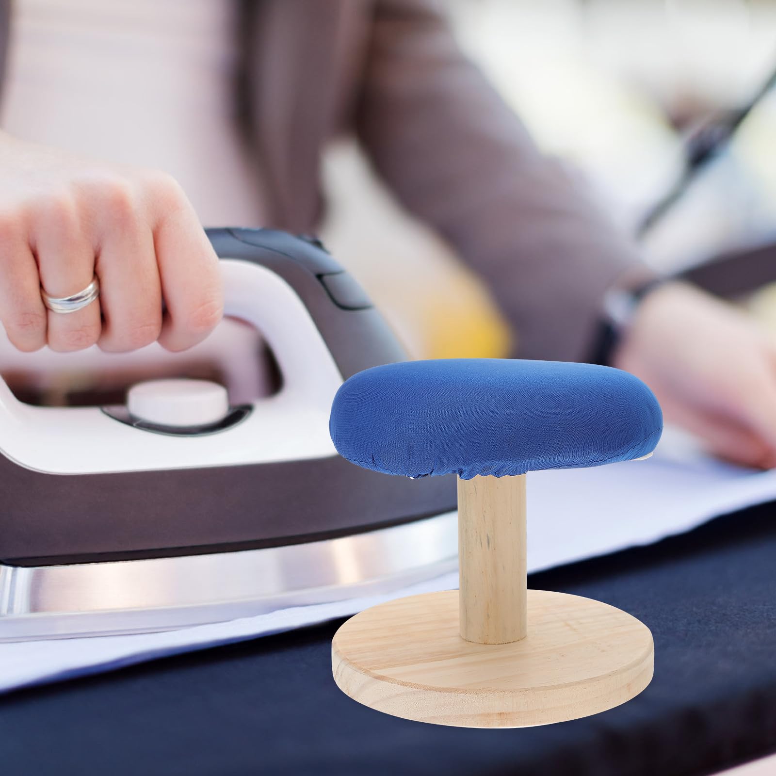 Amosfun Asse da Stiro Tavolo Piccolo Cuscino Imbottito e Sgabello per Stiratura Professionale, per Uso Domestico