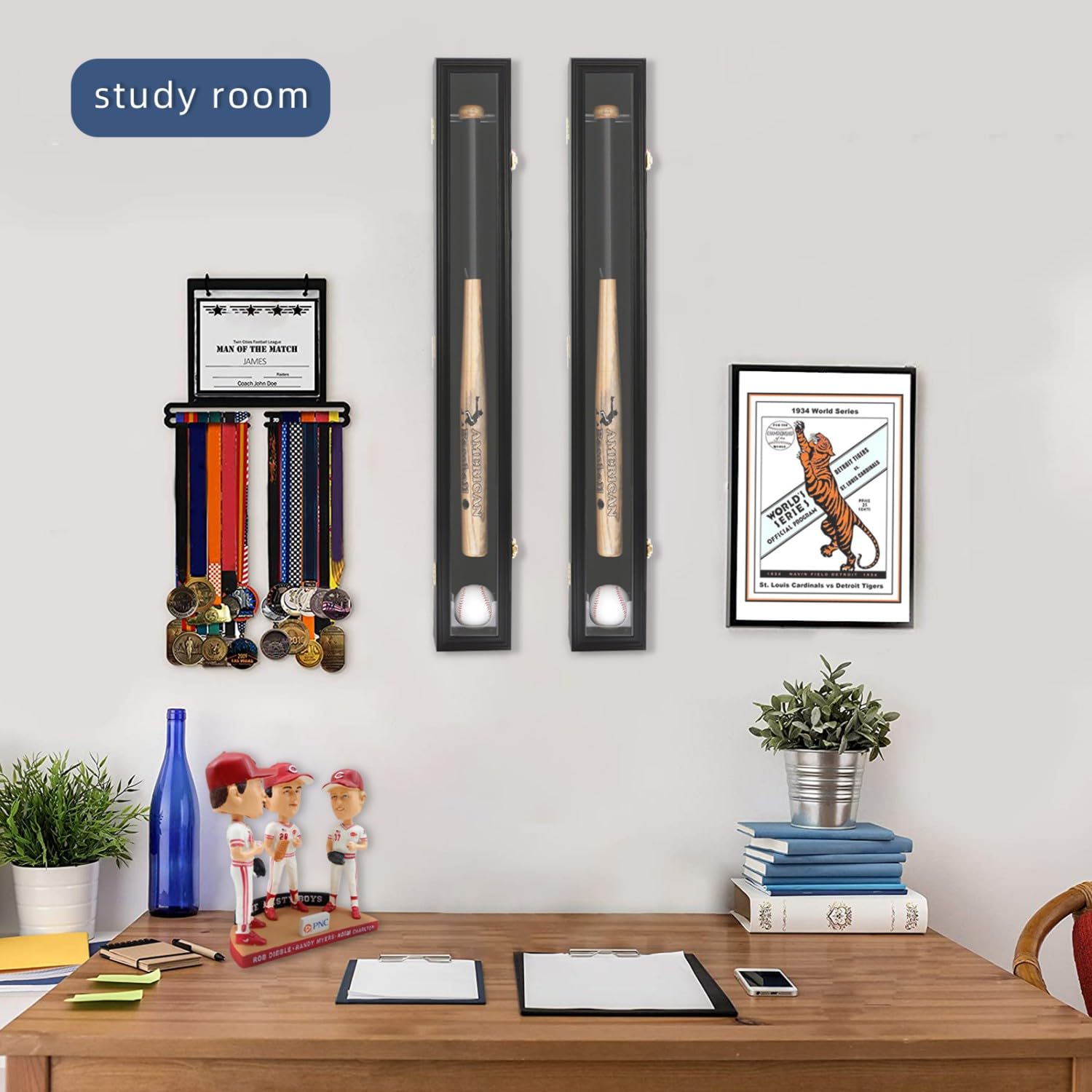 Baseballschläger-Vitrine mit Holzrahmen, transparenter Acryltür, Halterung und Ablage, wandmontierbarer Schattenkasten mit 98 % UV-Schutz