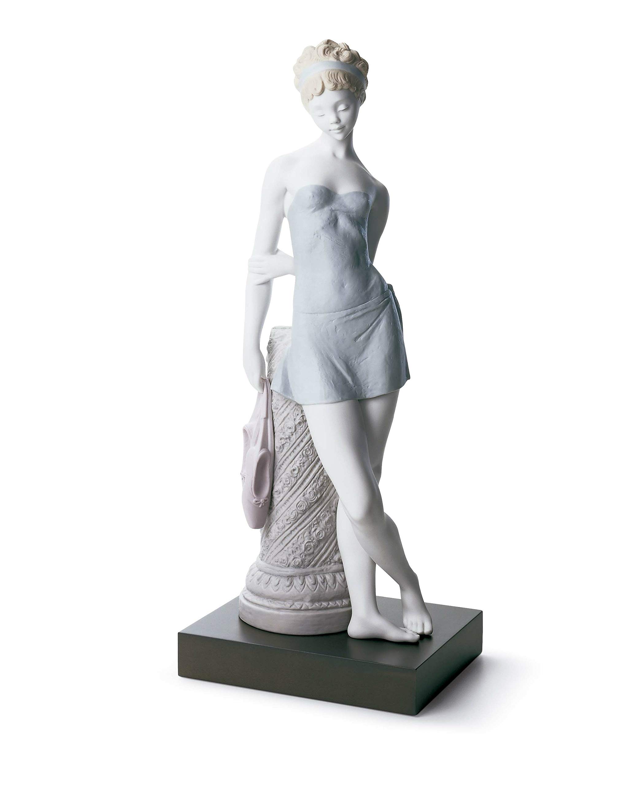 Amazon.co.jp: Lladro バレリーナの夢 フィギュア #11889 : Home & Kitchen