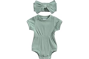 Adorable 1-Month-Old Baby Girl Outfit: Comfort & Style