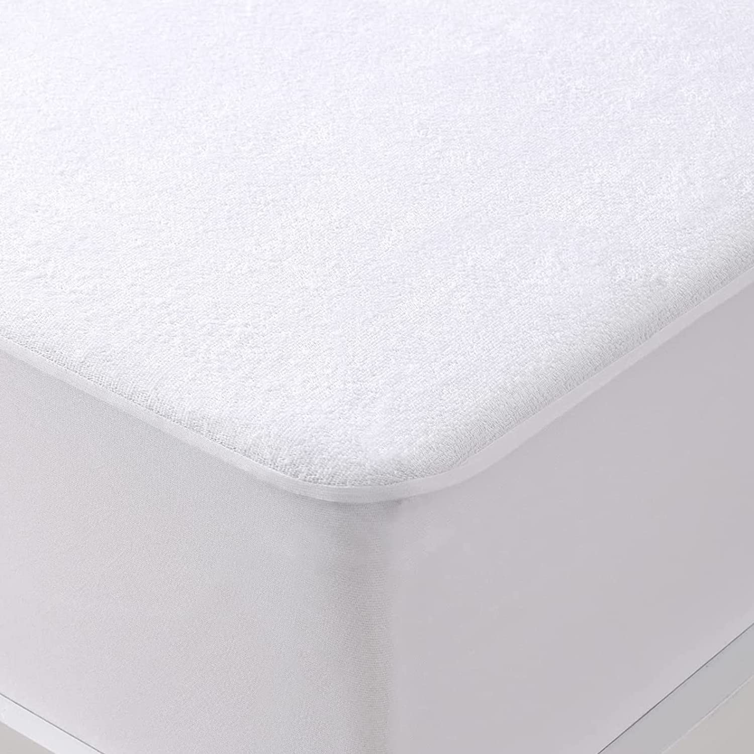 Sleep&Snuggle Waterproof and Breathable Terry Towel Mattress Protector, Extra Deep (30cm), Fully Fitted Terry Cover, Non-Noise, Skin Friendly (Double)