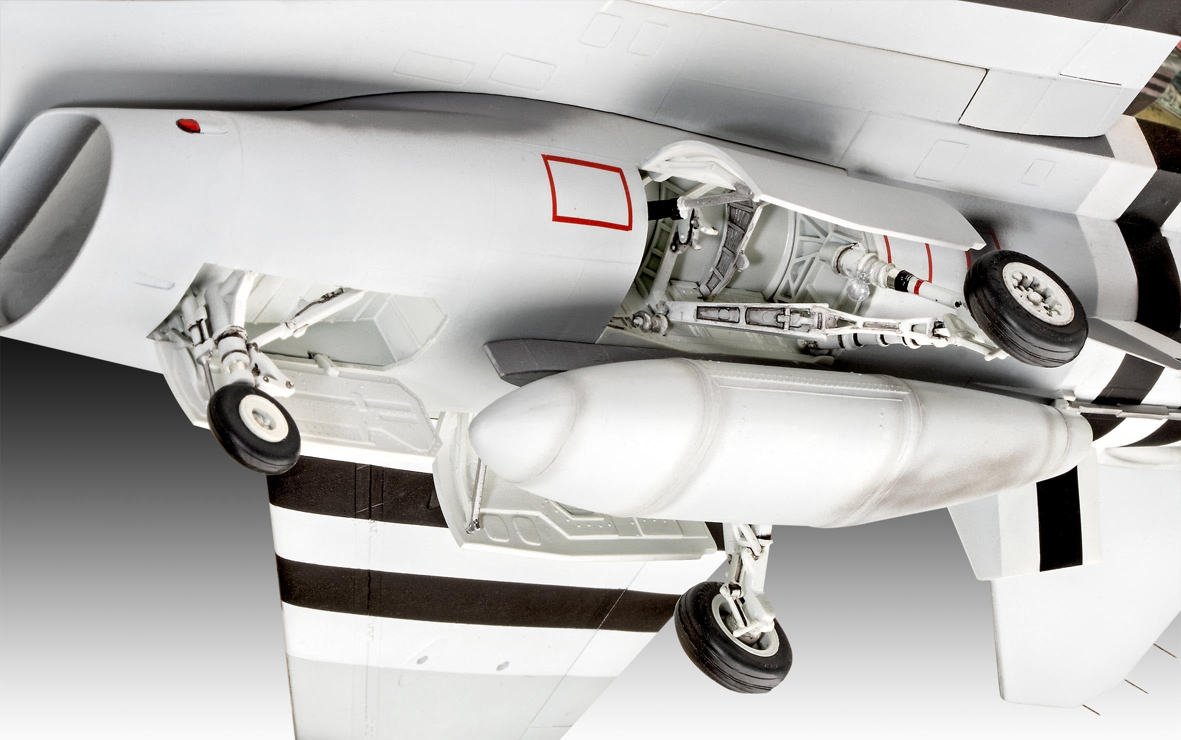 Revell Modélisme 50th Anniversary F-16 Falcon